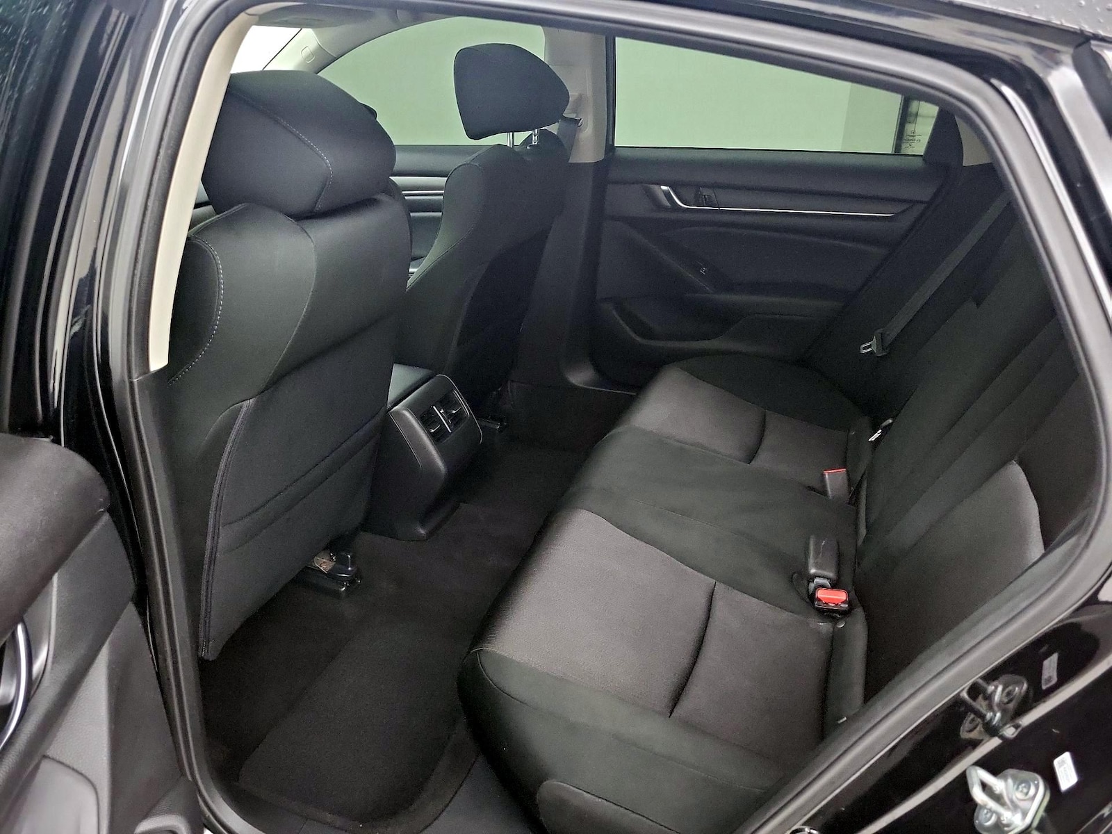 2018 Honda Accord EX - Photo 21