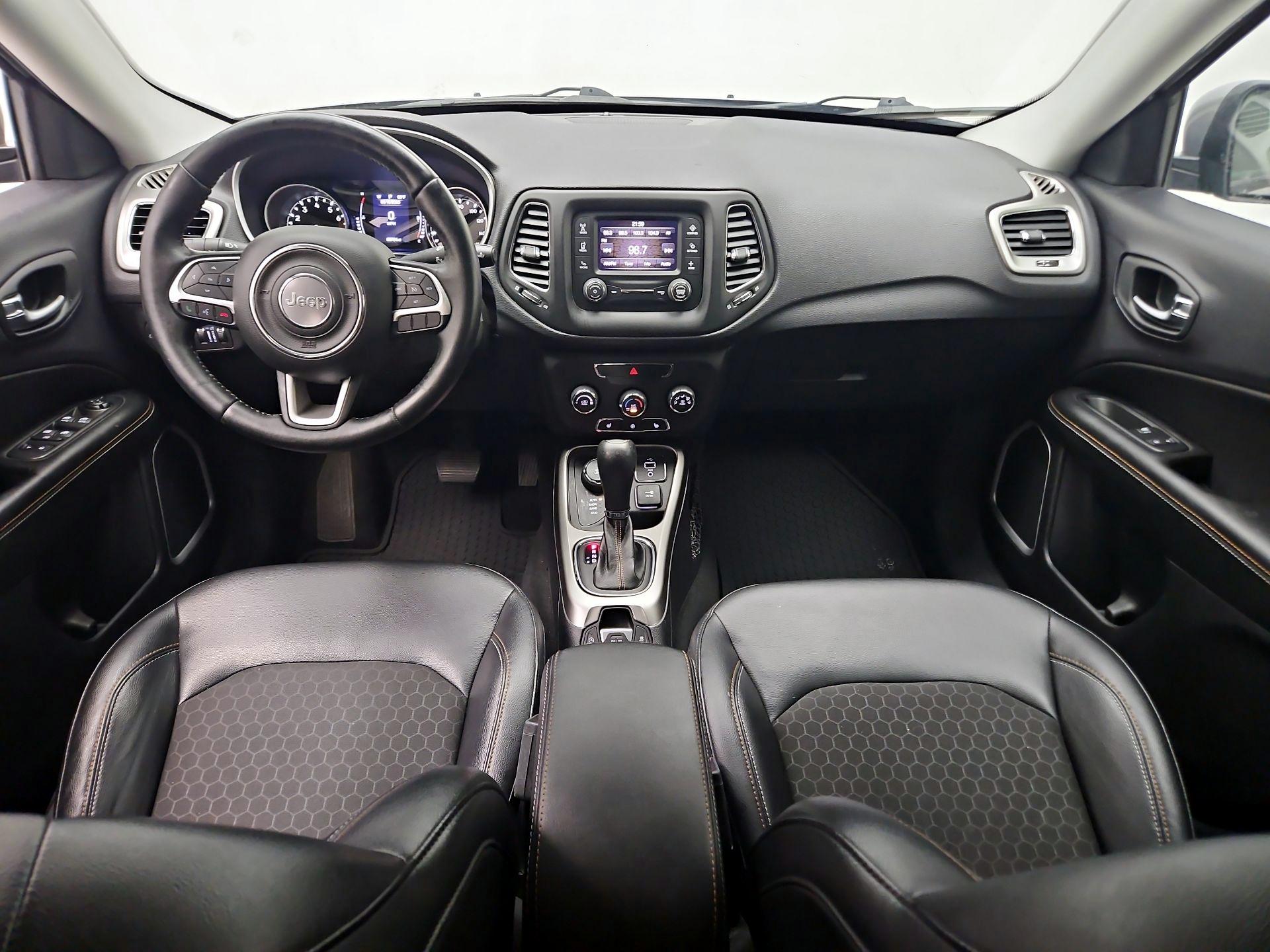 Thumbnail: 2017 Jeep Compass - 9