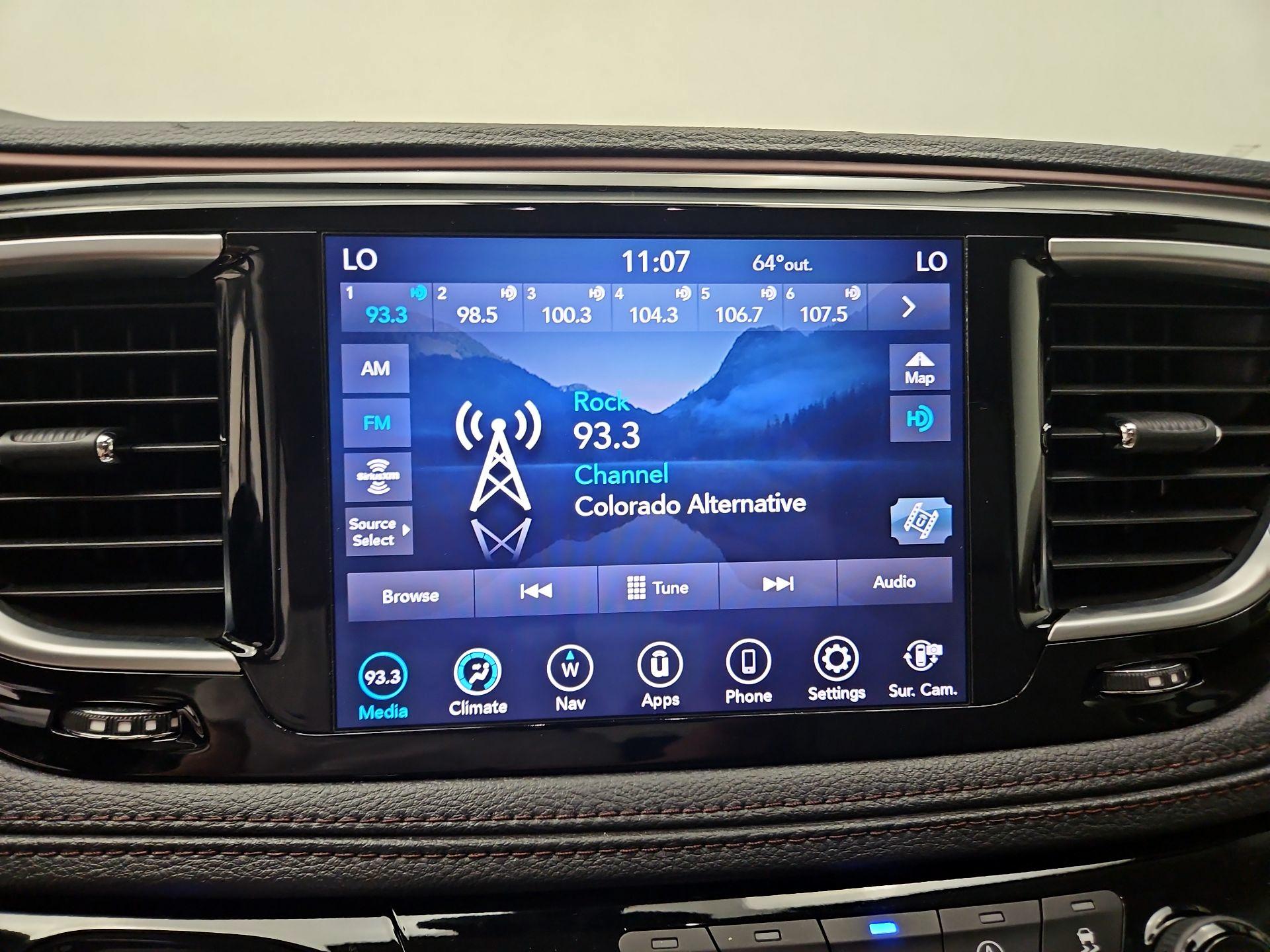 Thumbnail: 2019 Chrysler Pacifica - 16