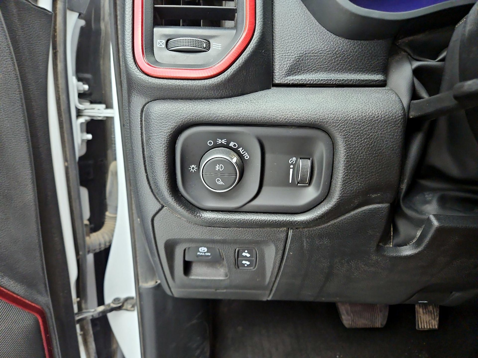 2023 RAM Ram 1500 Pickup Rebel - Photo 14