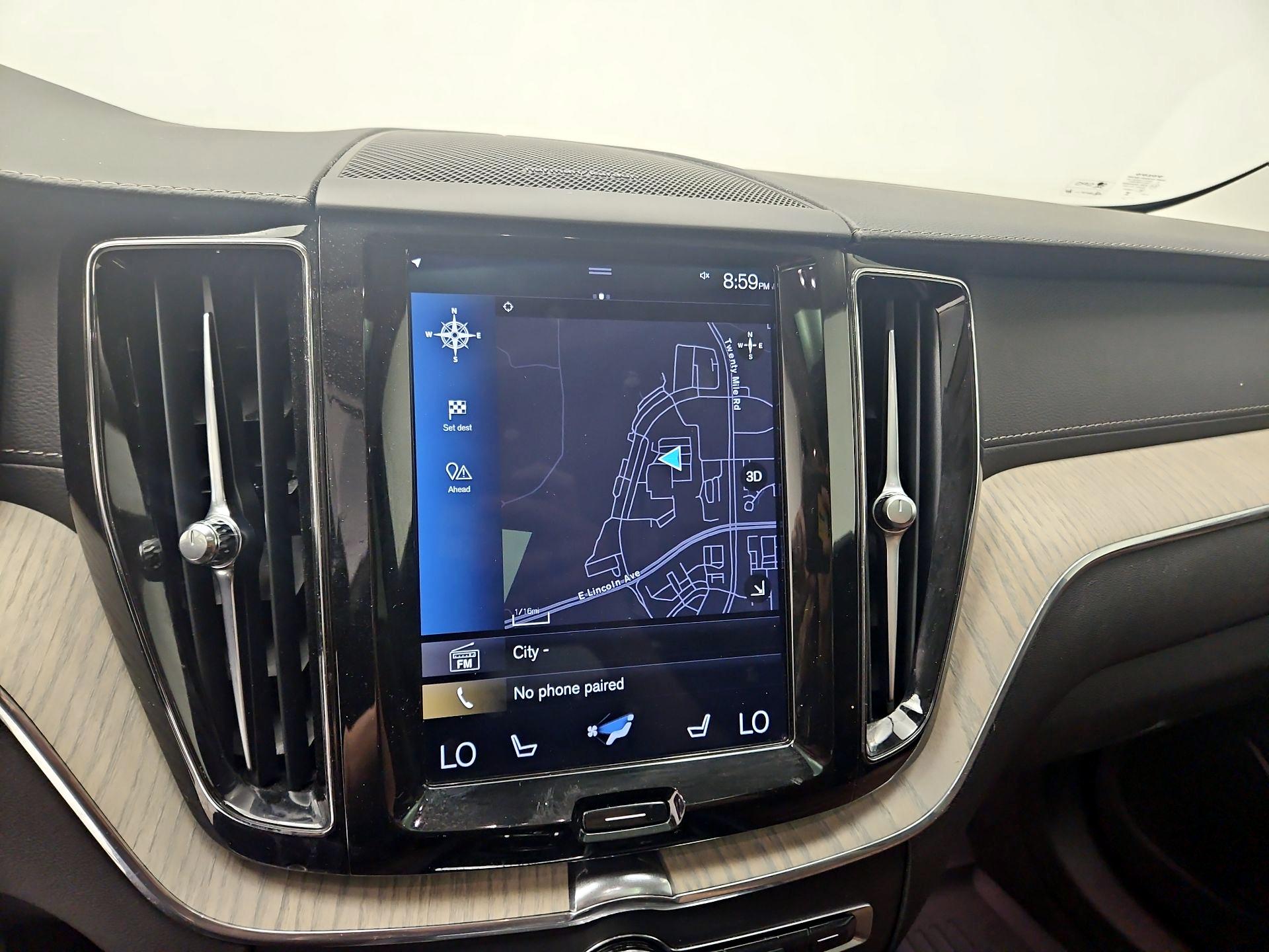 Thumbnail: 2020 Volvo XC60 - 14