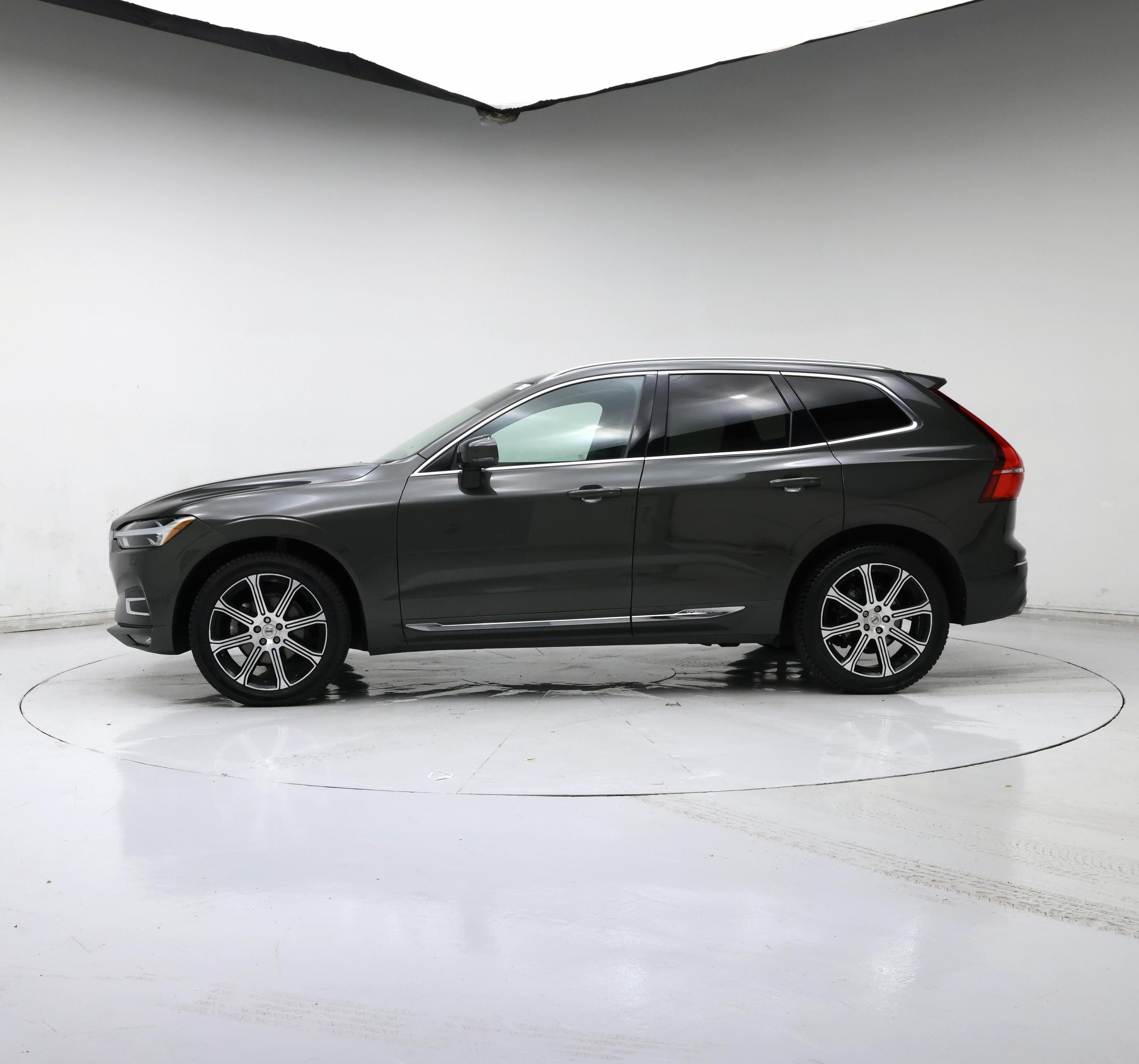 Thumbnail: 2020 Volvo XC60 - 3