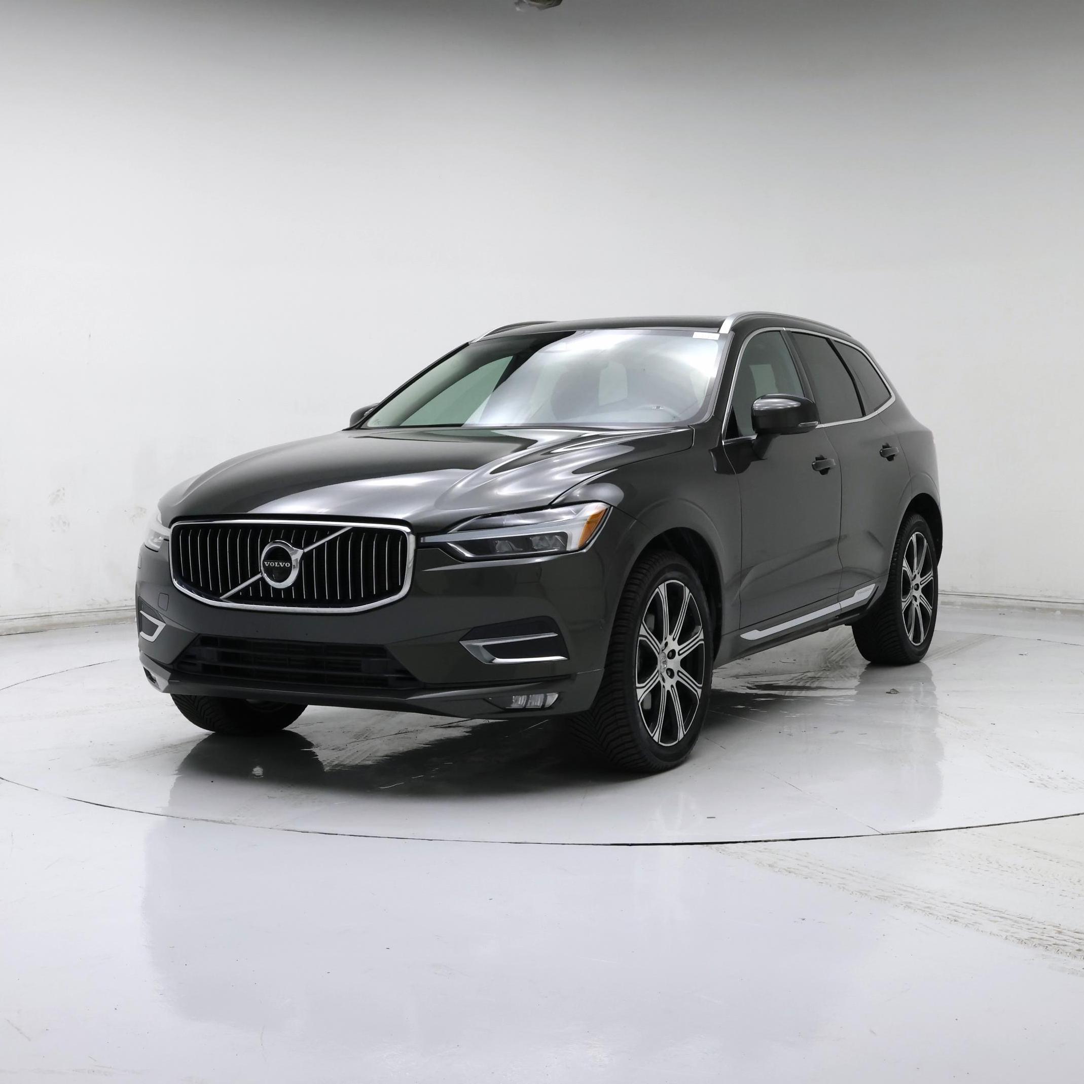 Thumbnail: 2020 Volvo XC60 - 4