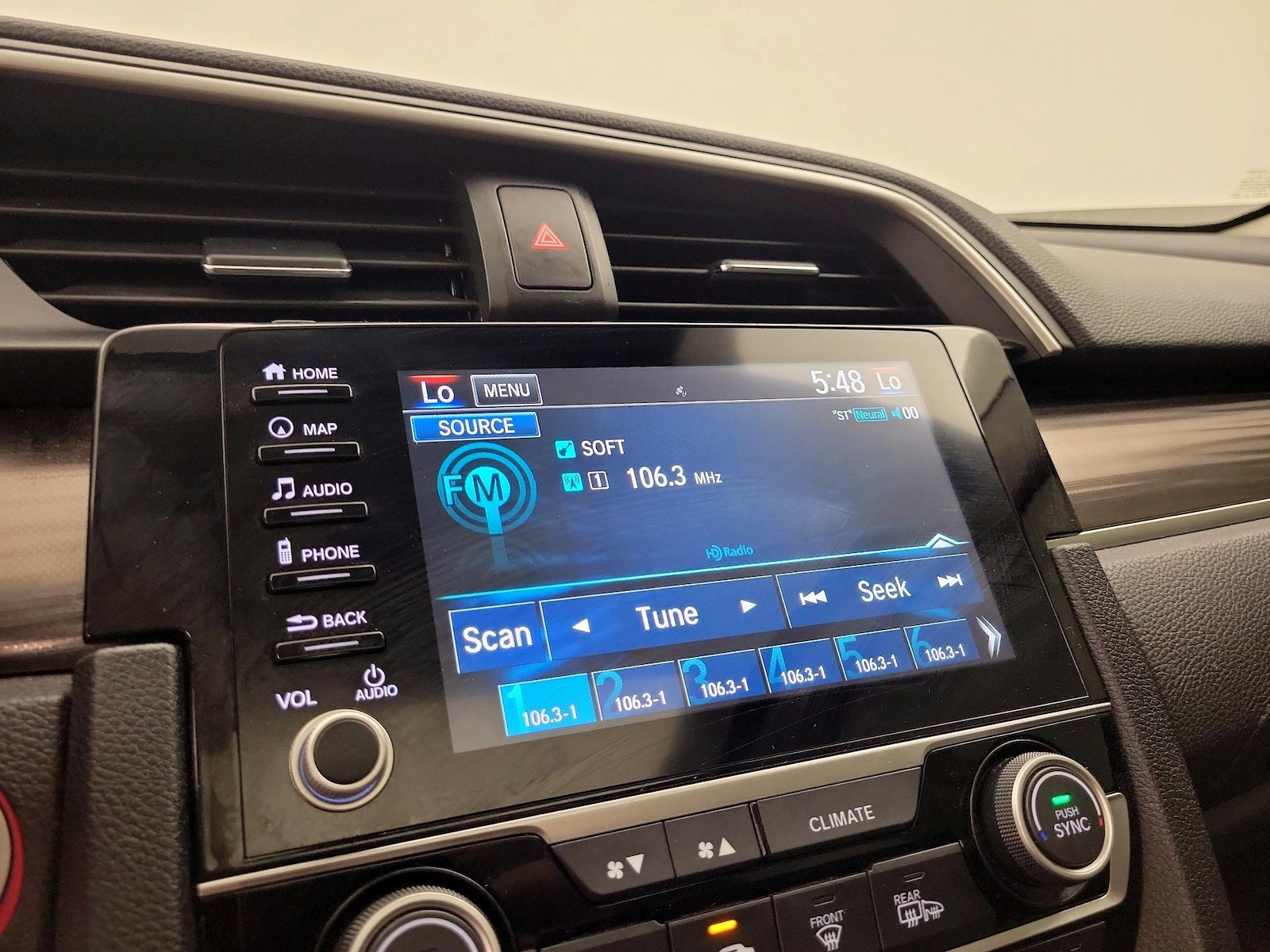 2020 Honda Civic Touring - Photo 17