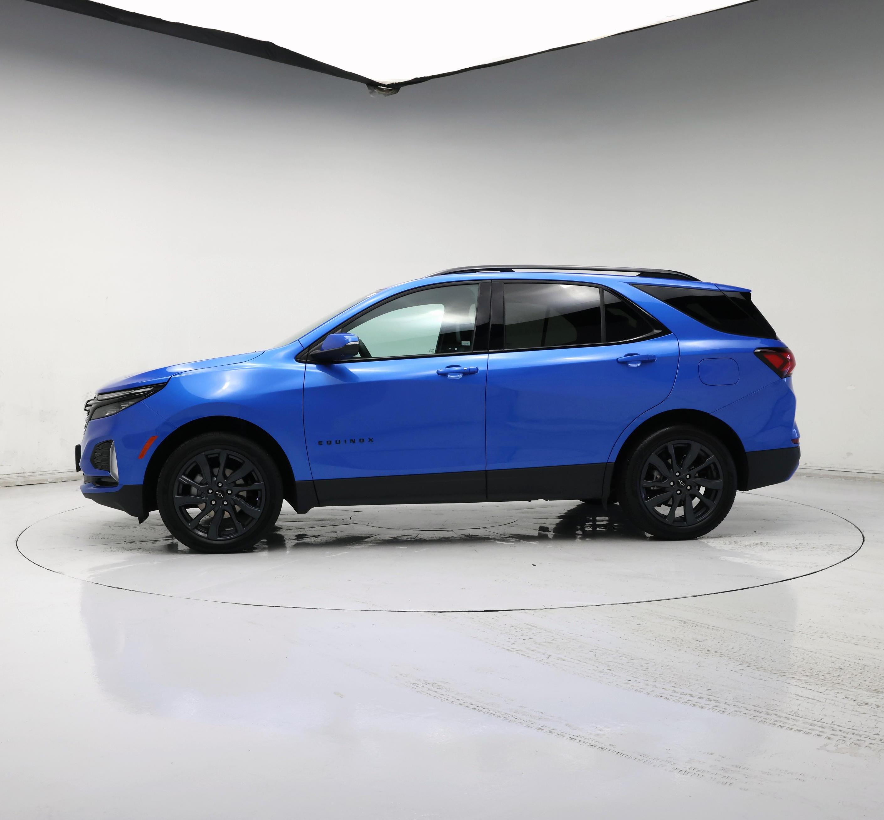 Thumbnail: 2024 Chevrolet Equinox - 3