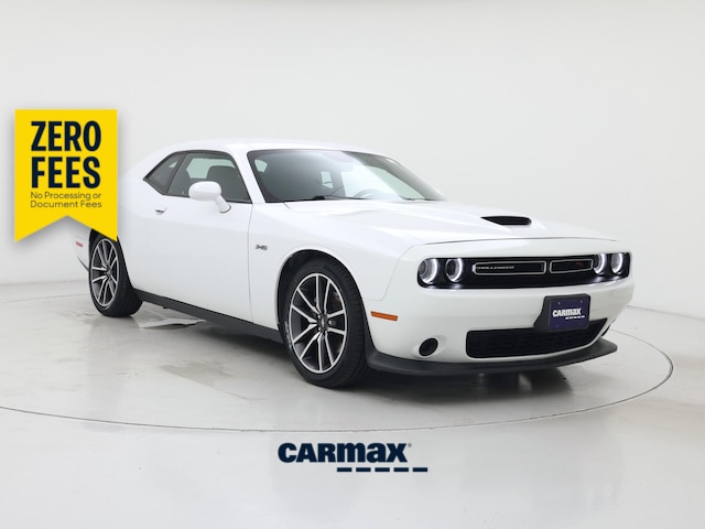 White 2023 Dodge Challenger Coupe Rear-Wheel Drive Automatic