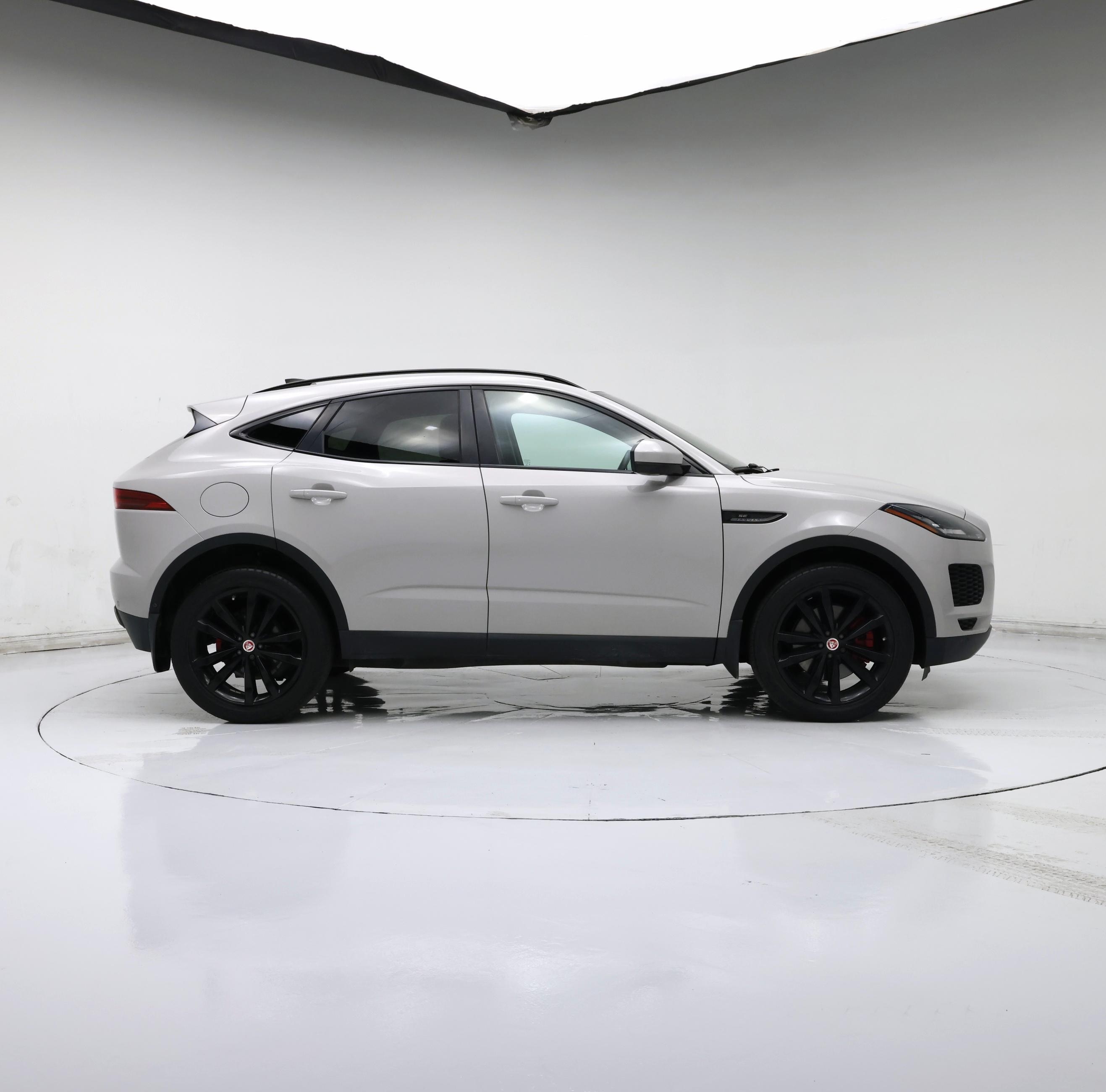 Thumbnail: 2020 Jaguar E-Pace - 7