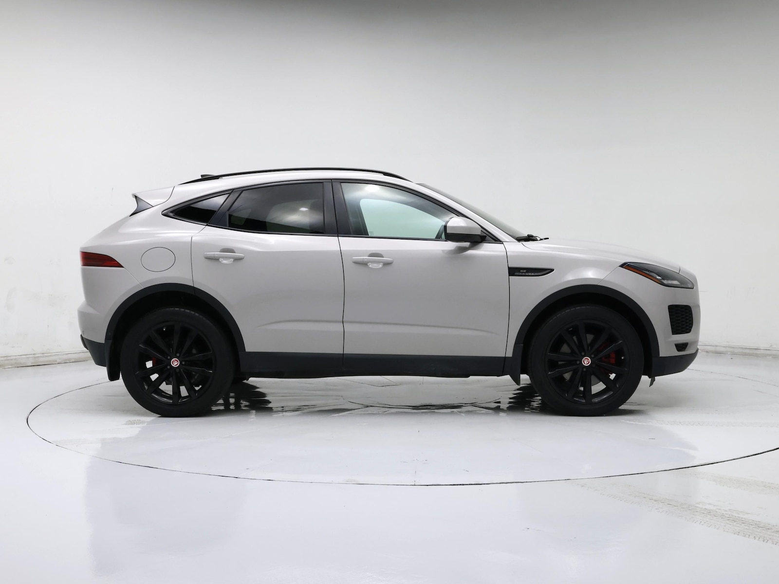 2020 Jaguar E-PACE SE - Photo 8