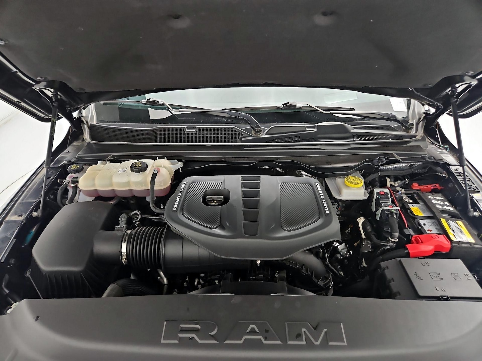2025 RAM Ram 1500 Pickup Limited - Photo 24