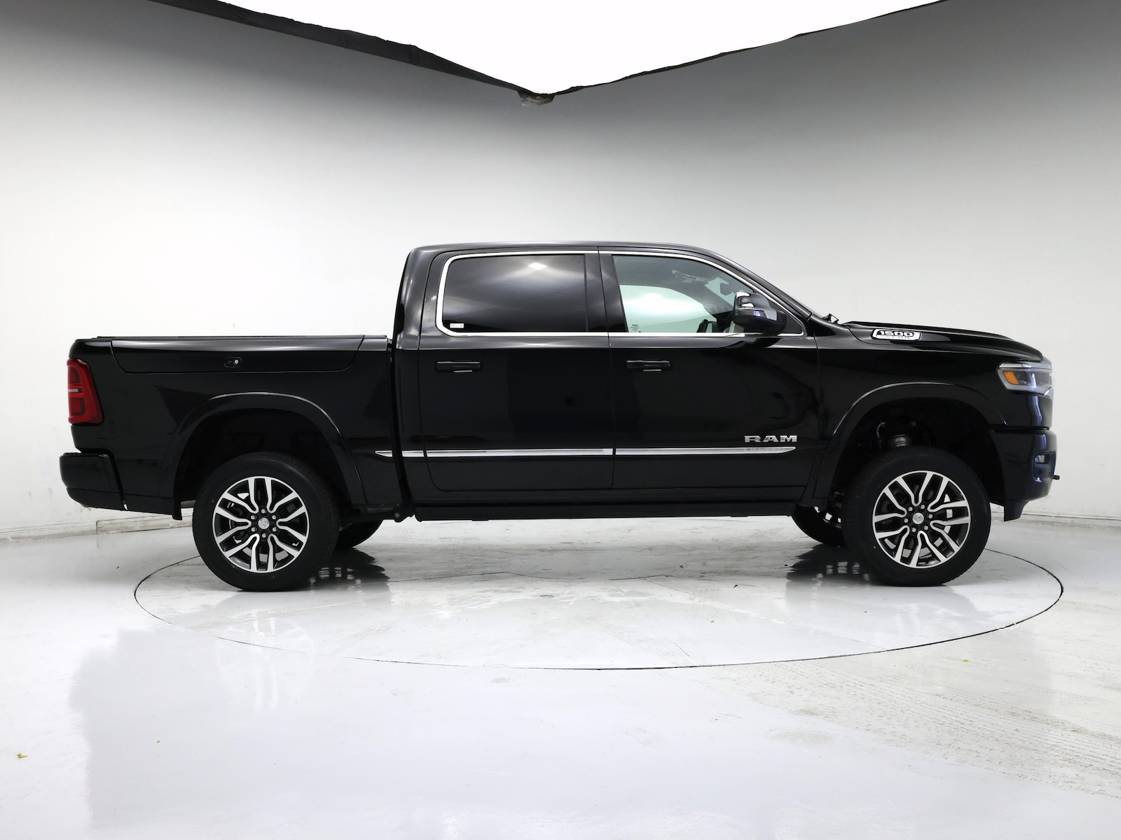 2025 RAM Ram 1500 Pickup Limited - Photo 8
