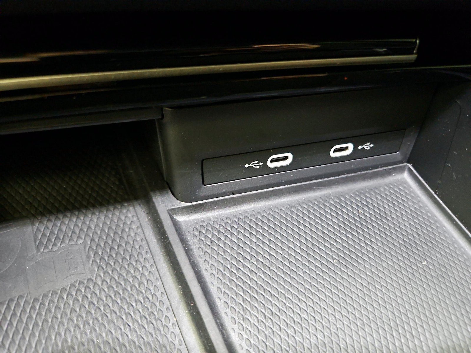 2024 Volkswagen Atlas Cross Sport SEL Premium R-LINE - Photo 20
