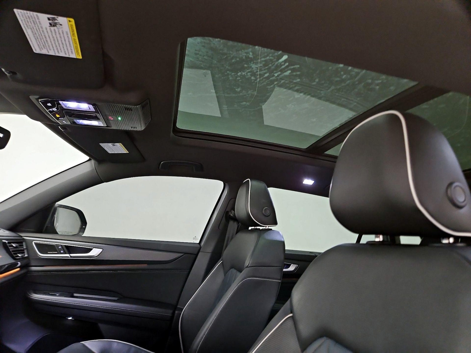 2024 Volkswagen Atlas Cross Sport SEL Premium R-LINE - Photo 21