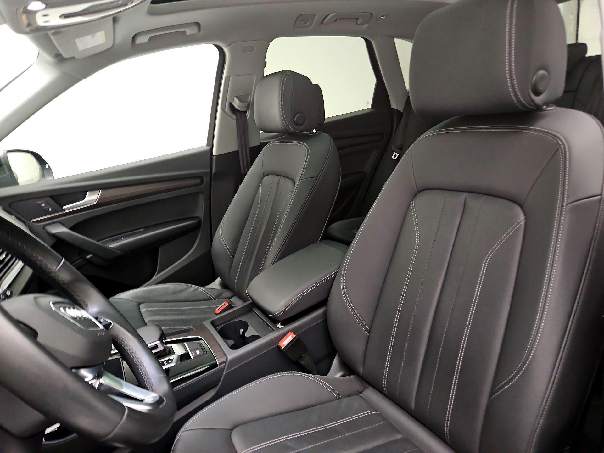 Thumbnail: 2023 Audi Q5 - 11
