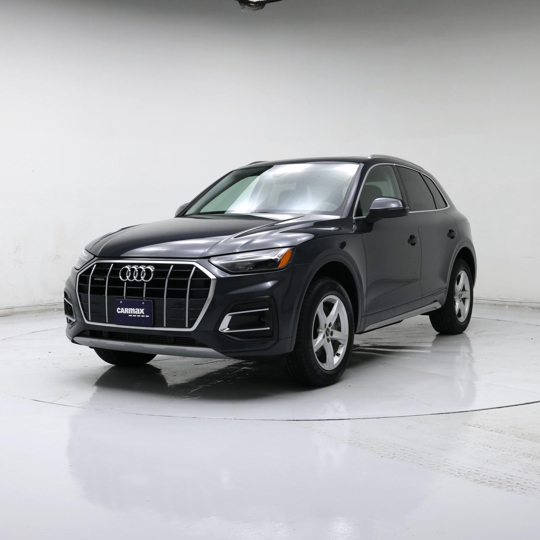 Thumbnail: 2023 Audi Q5 - 4
