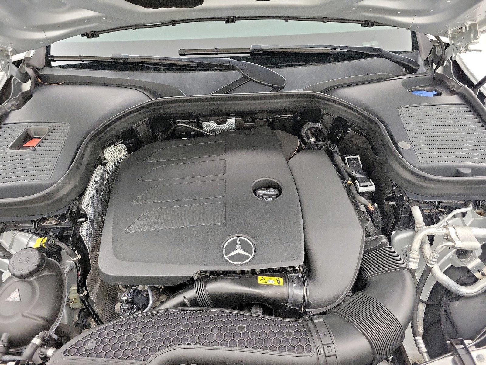 2020 Mercedes-Benz GLC GLC300 - Photo 23