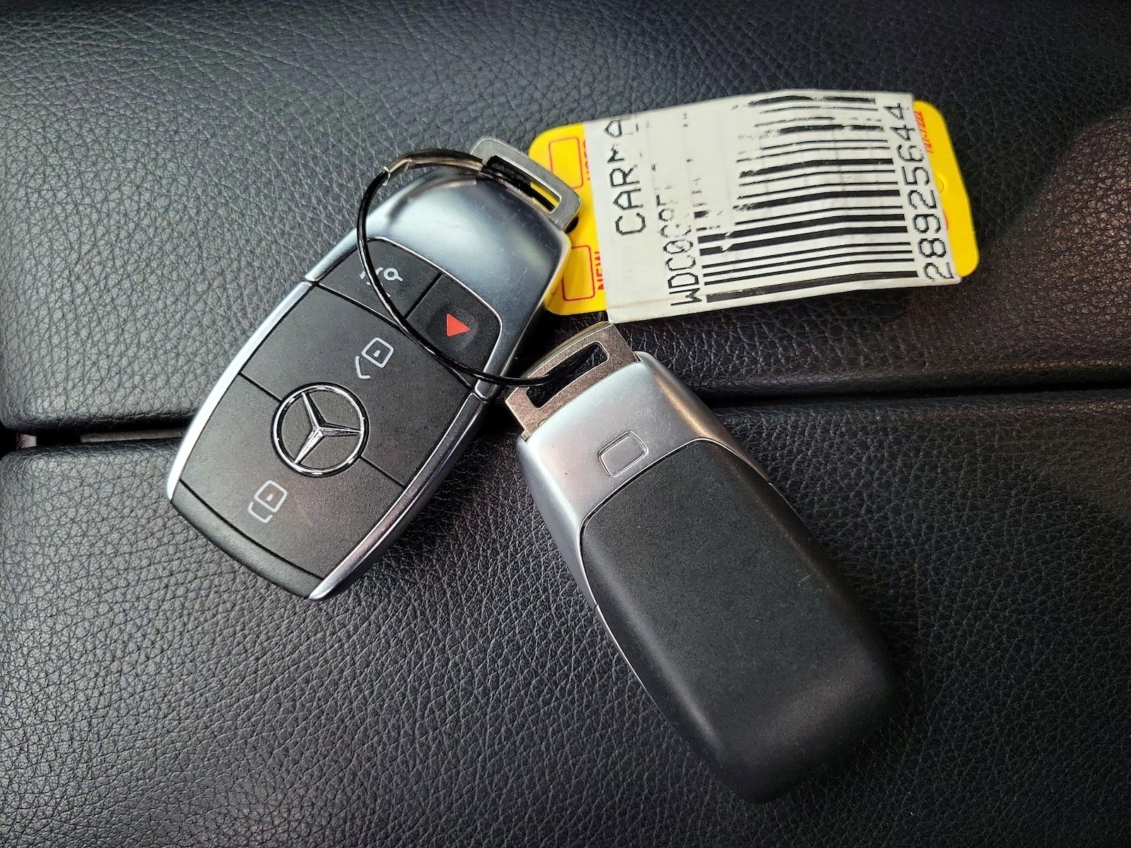 2020 Mercedes-Benz GLC GLC300 - Photo 24