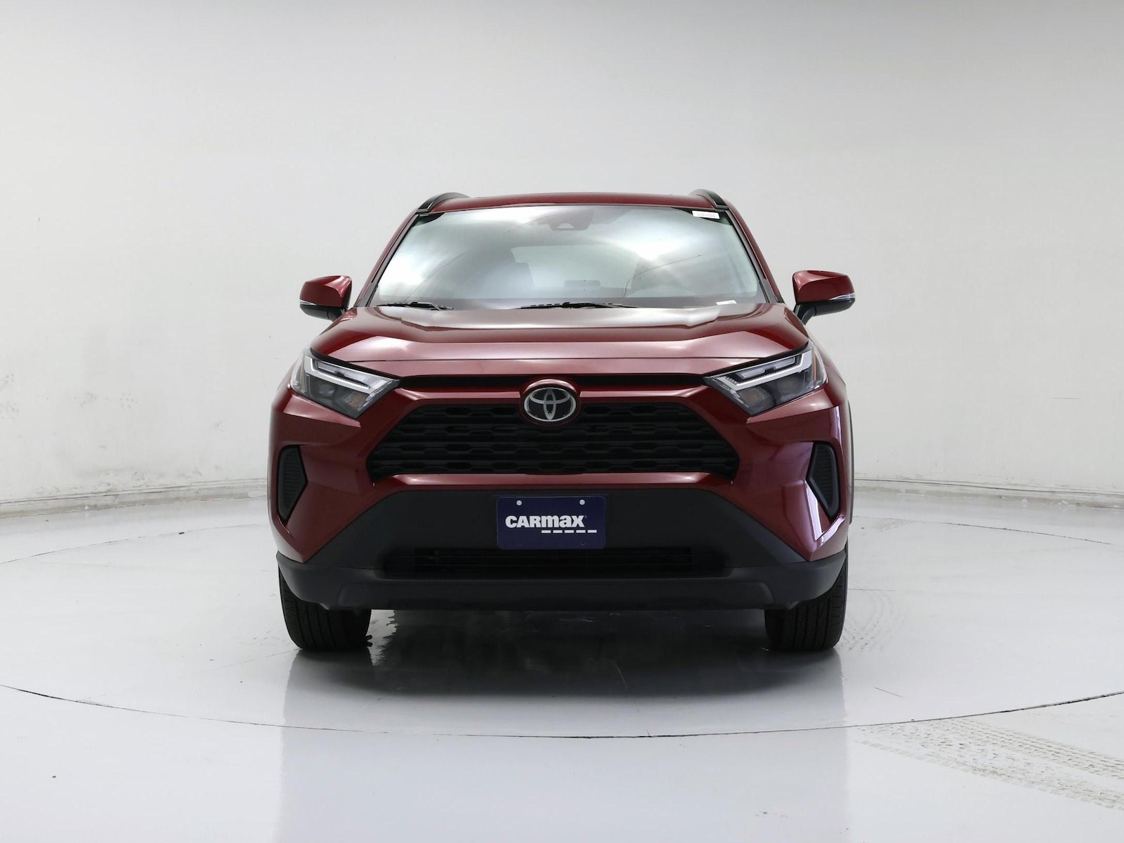 2025 Toyota RAV4 XLE - Photo 6