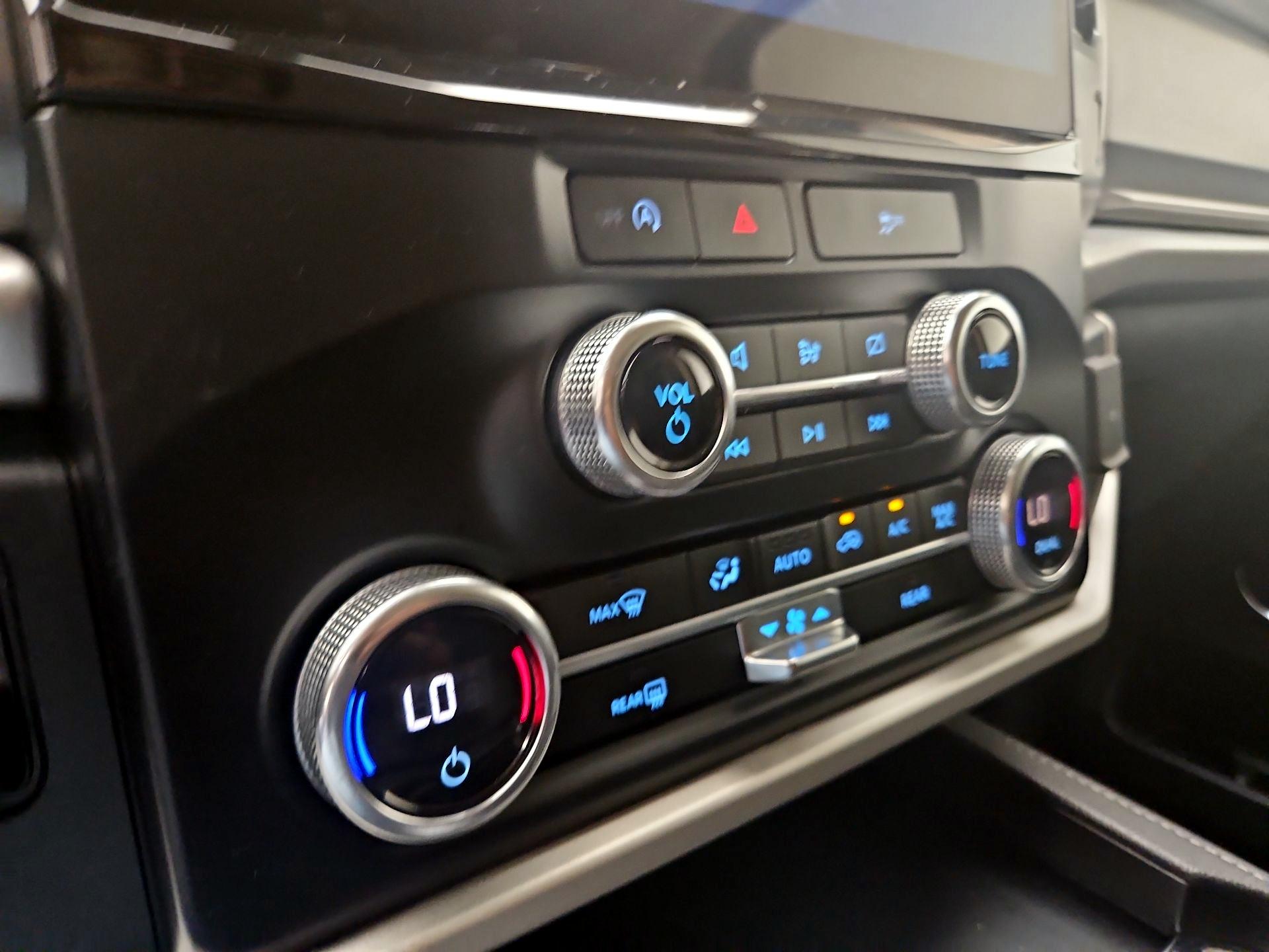 Thumbnail: 2024 Ford Expedition - 17