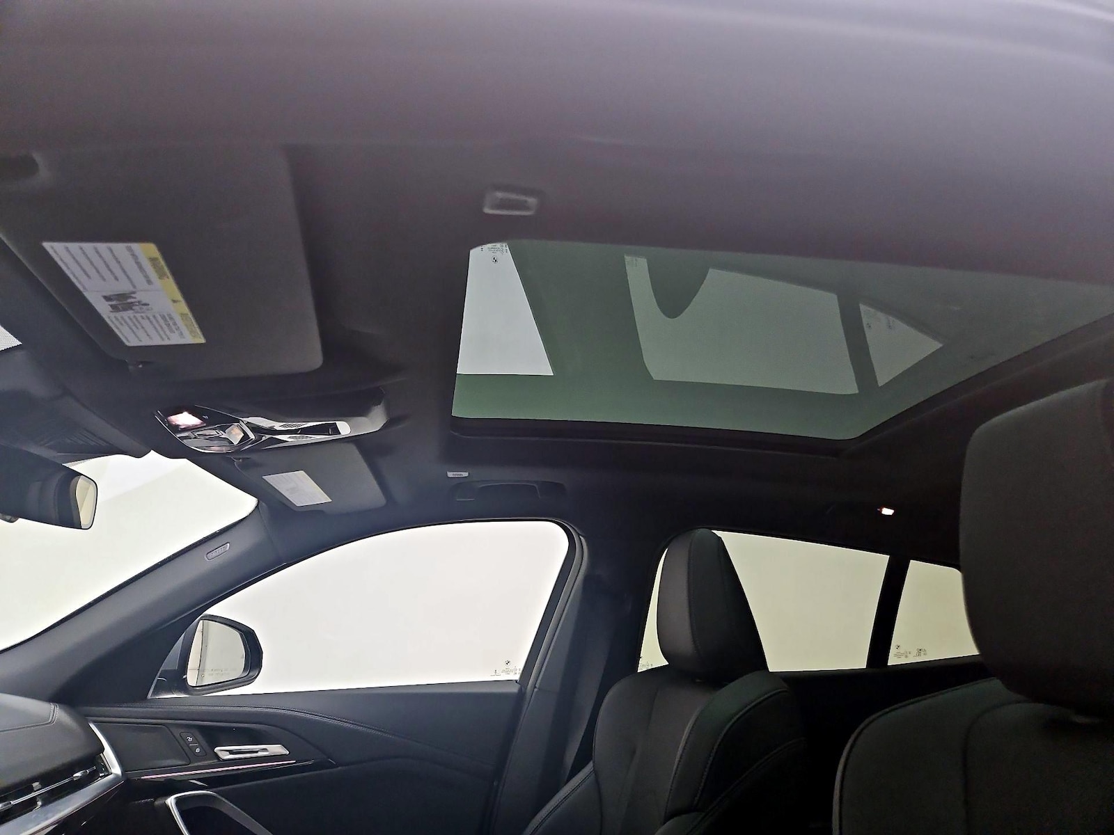 2025 BMW X2 28i - Photo 19
