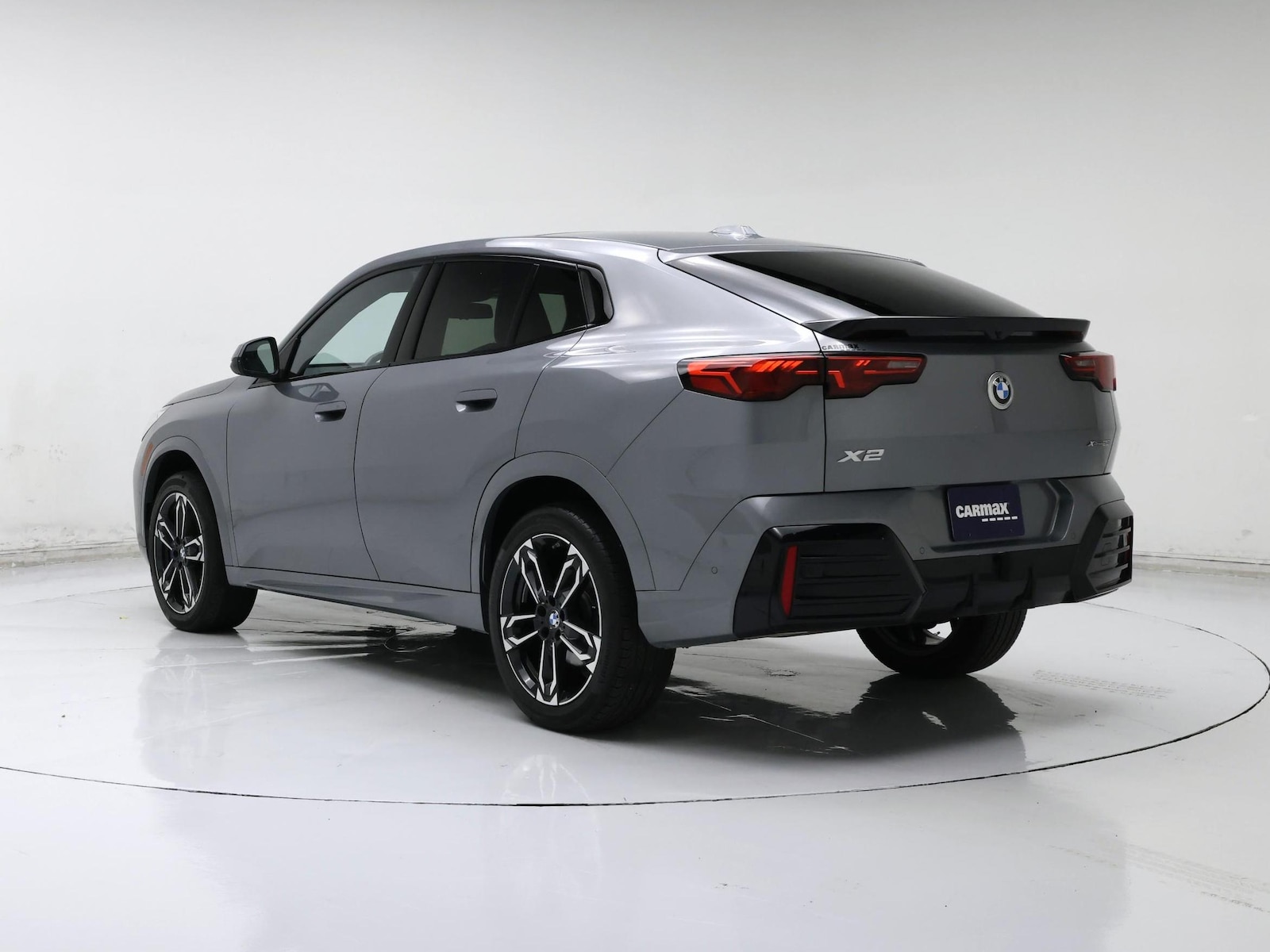 2025 BMW X2 28i - Photo 3