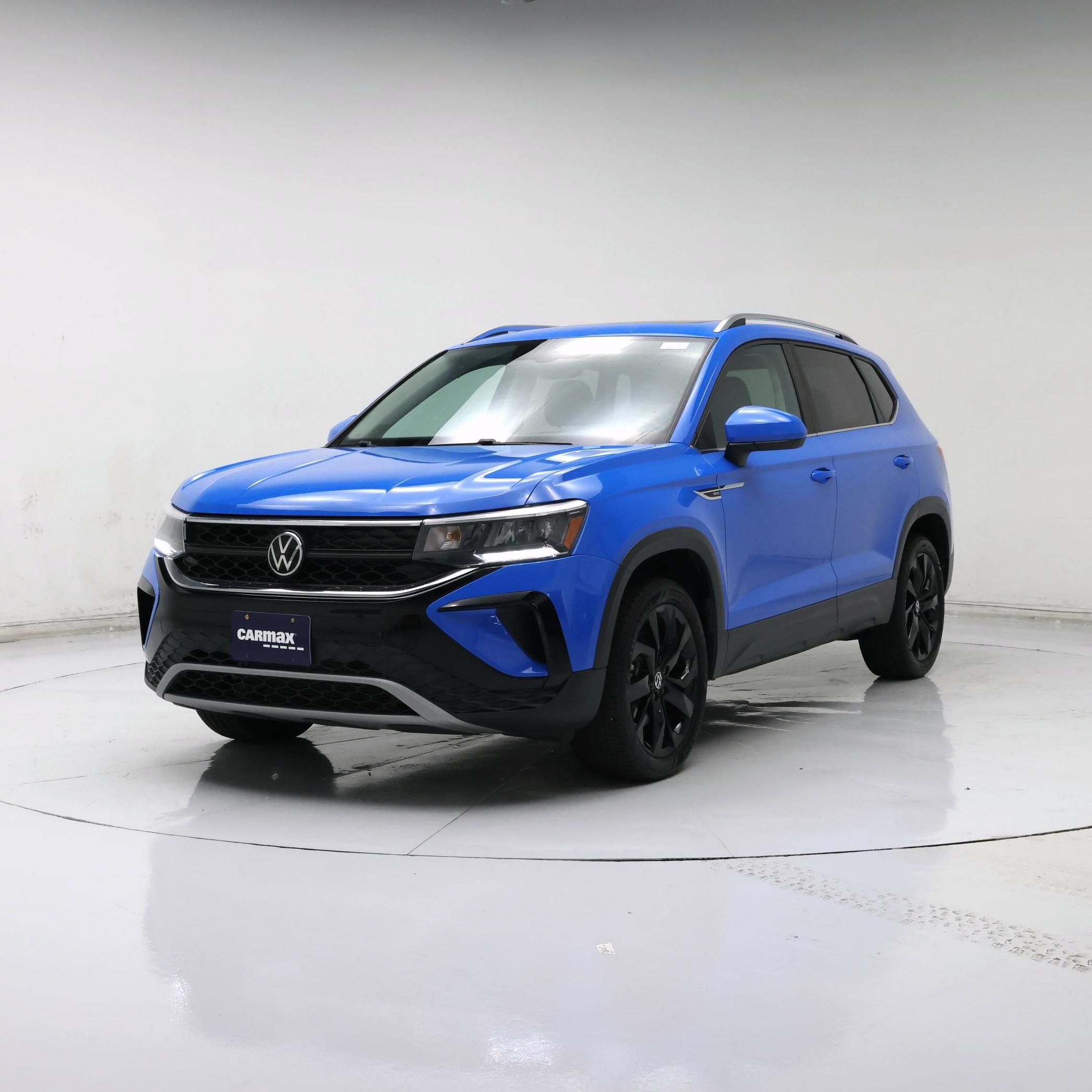 Thumbnail: 2023 Volkswagen Taos - 4