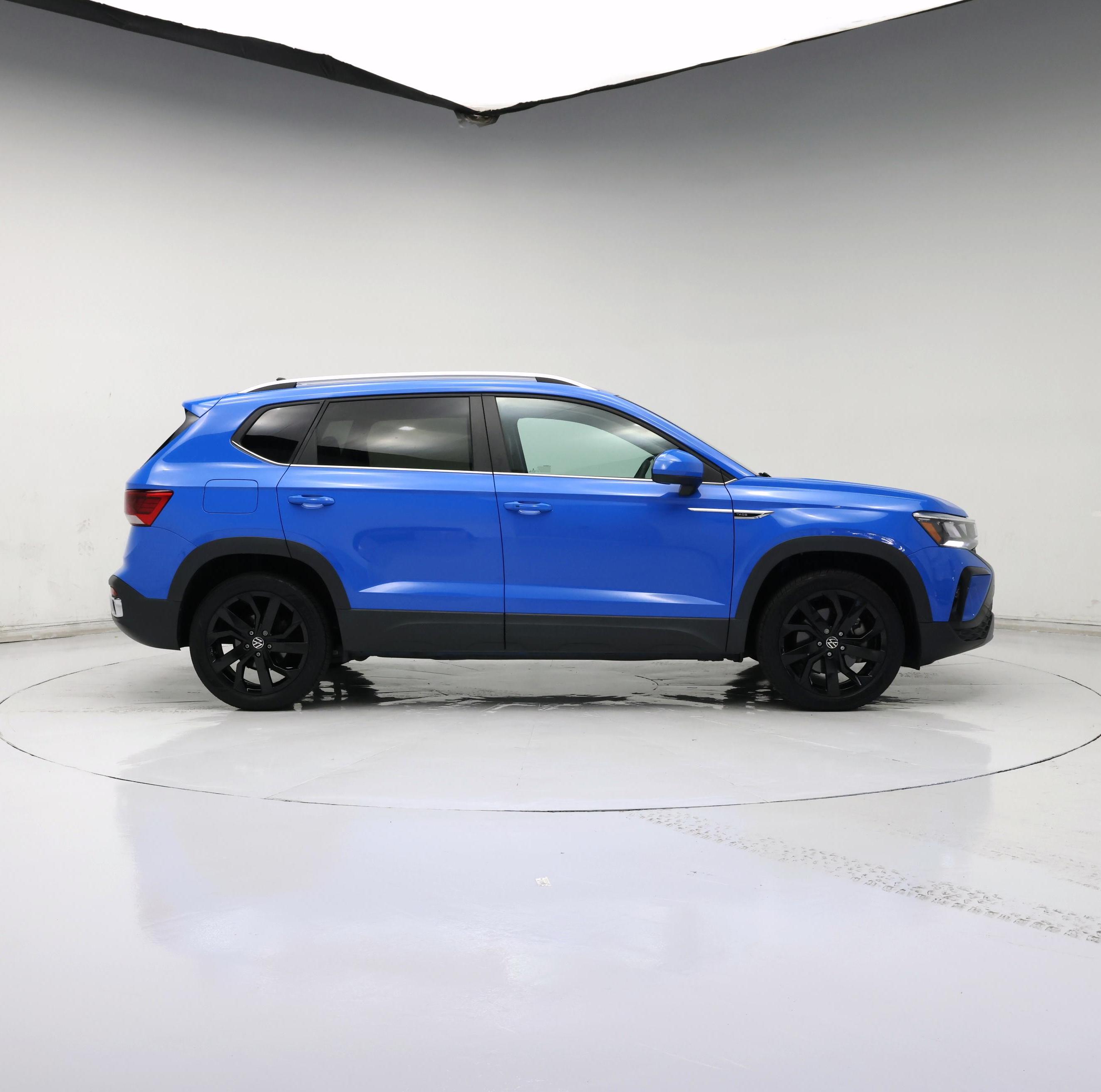 Thumbnail: 2023 Volkswagen Taos - 7