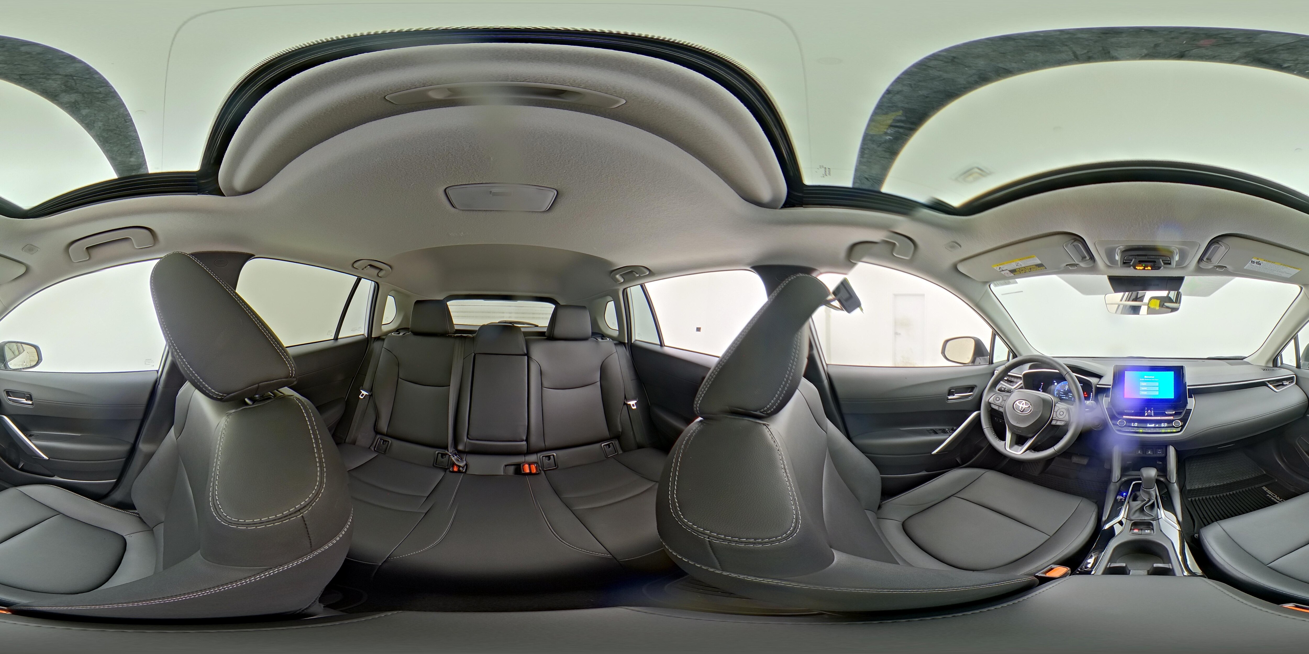 2024 Toyota Corolla Cross XLE - Photo 25