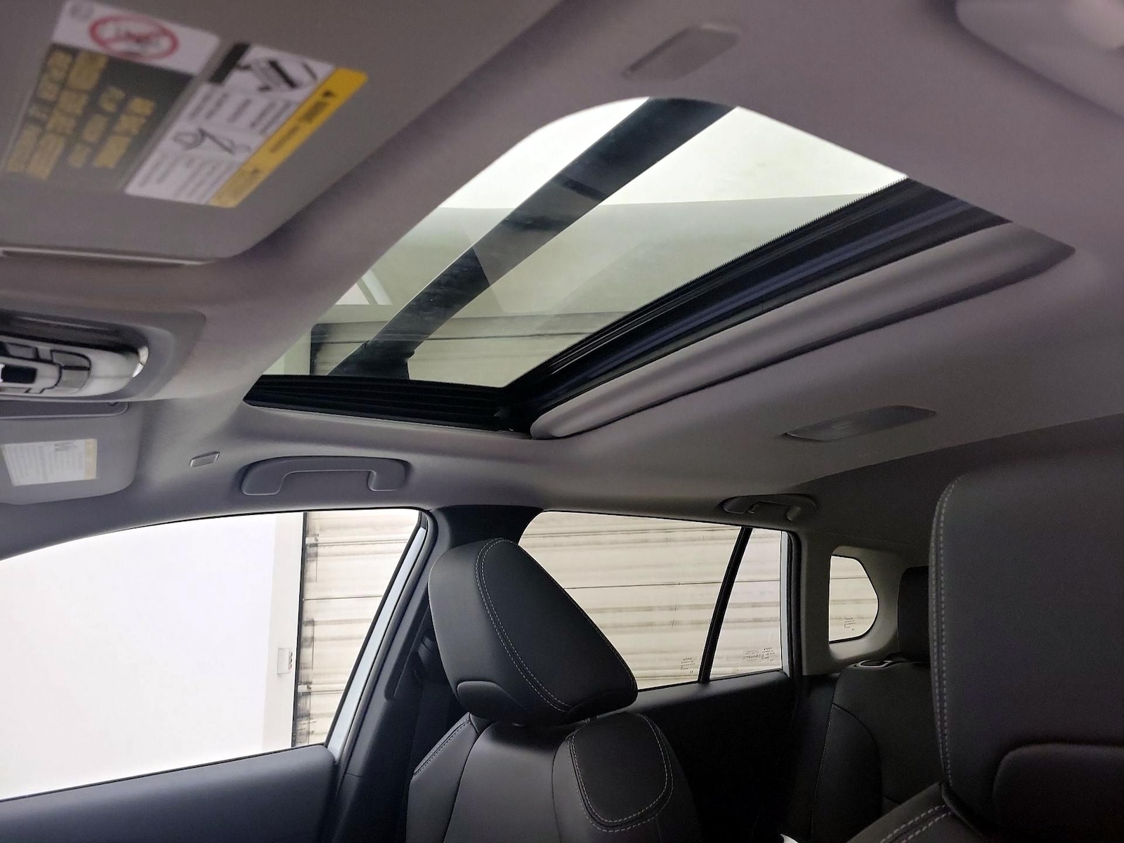 2024 Toyota Corolla Cross XLE - Photo 20