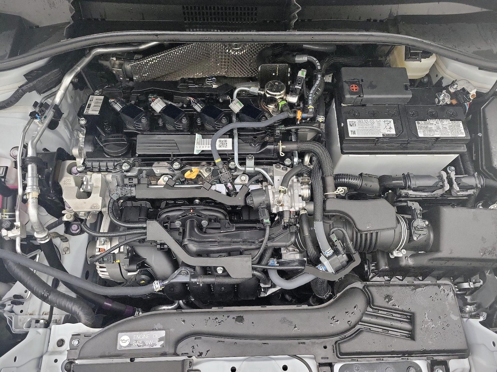 2024 Toyota Corolla Cross XLE - Photo 23