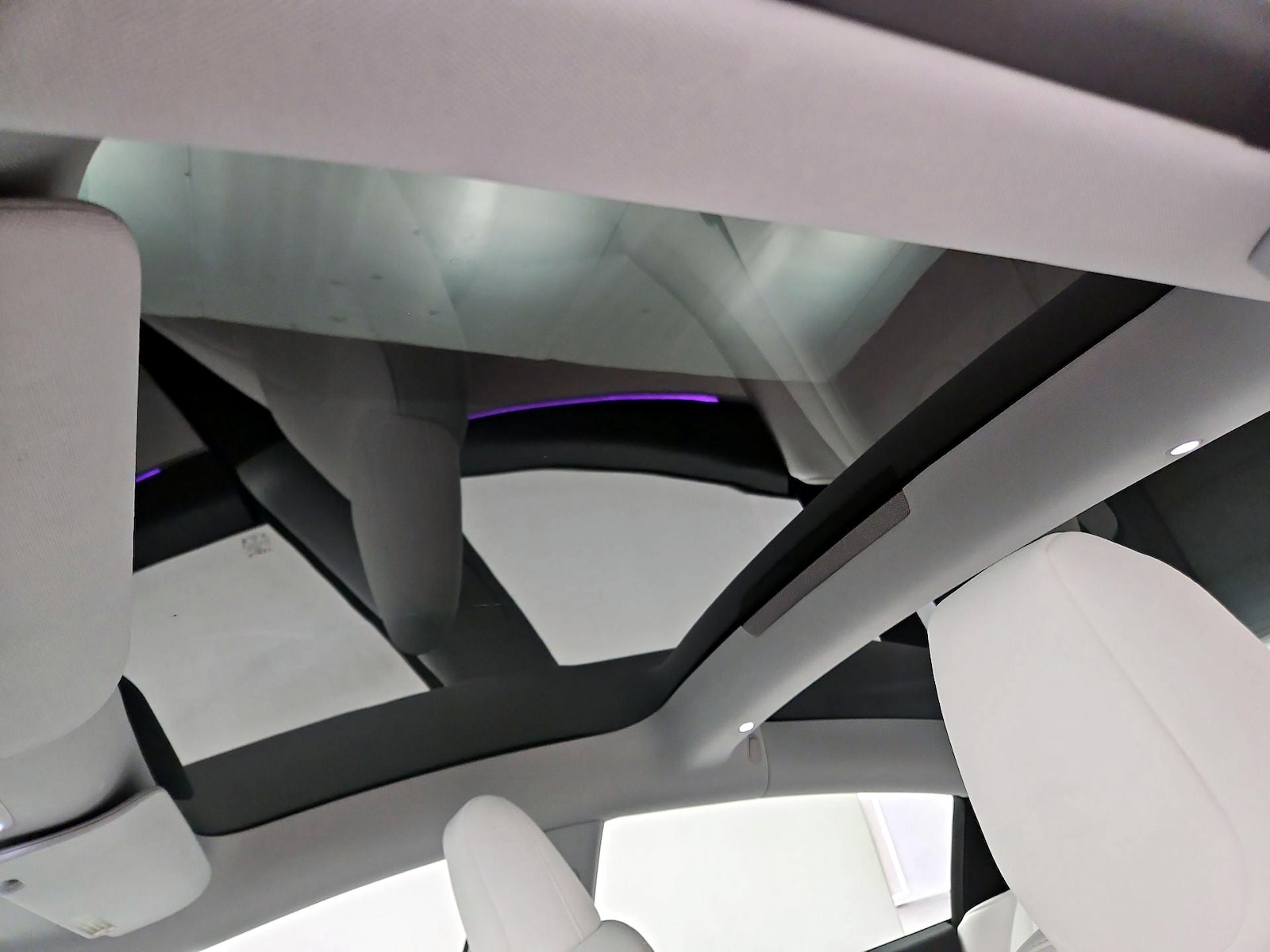 Skylight(s) & Overhead Airbags
