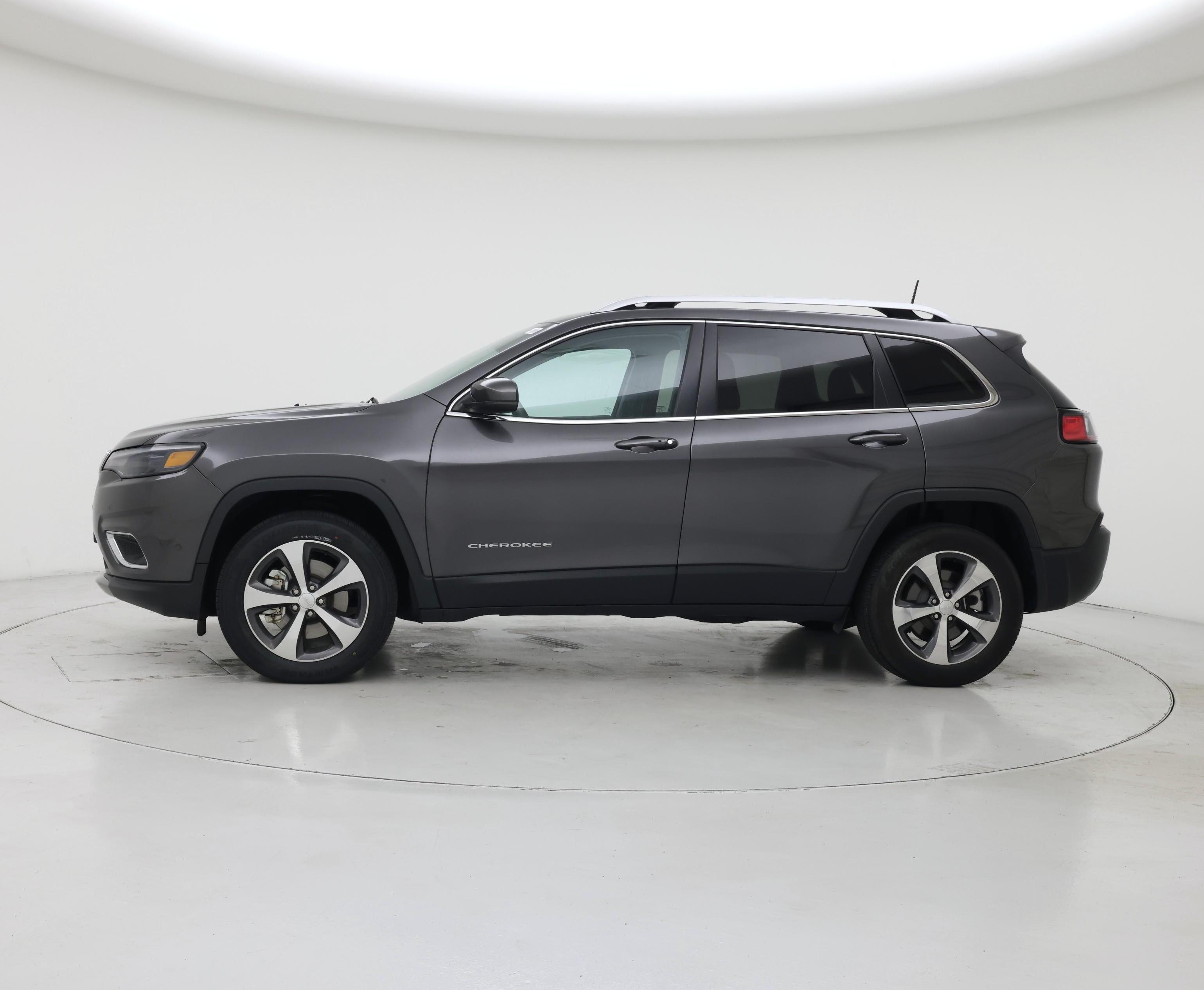 Thumbnail: 2020 Jeep Cherokee - 3