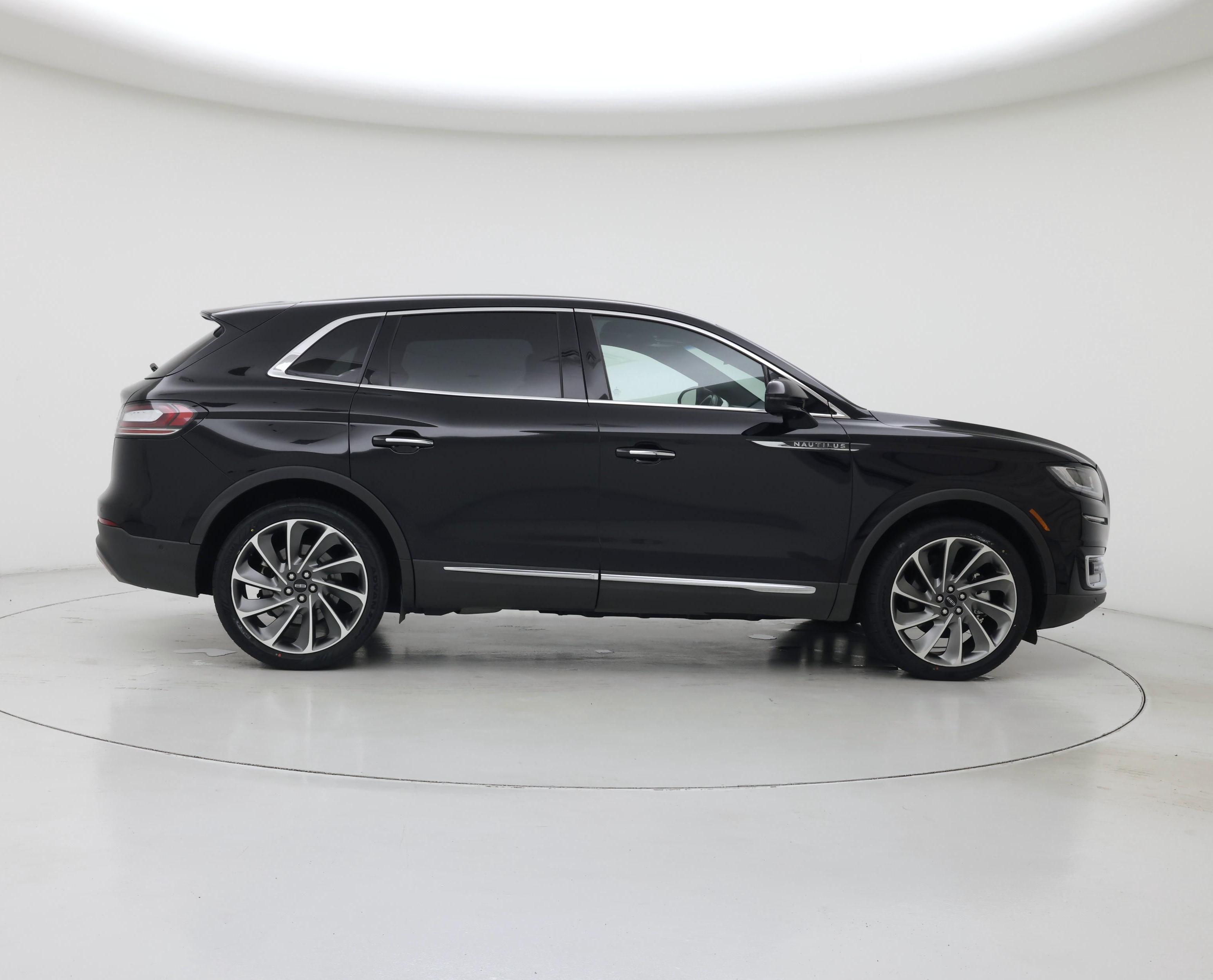 Thumbnail: 2020 Lincoln Nautilus - 7