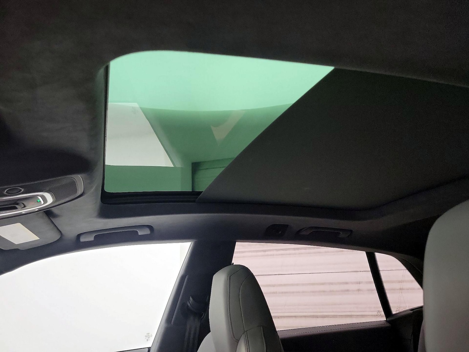 Panoramic Sunroof