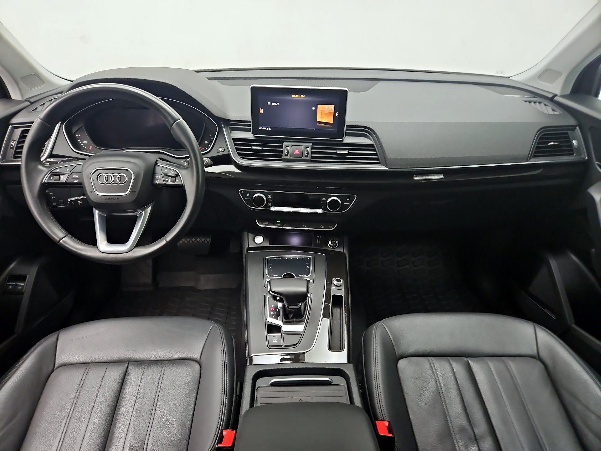 Thumbnail: 2020 Audi Q5 - 9