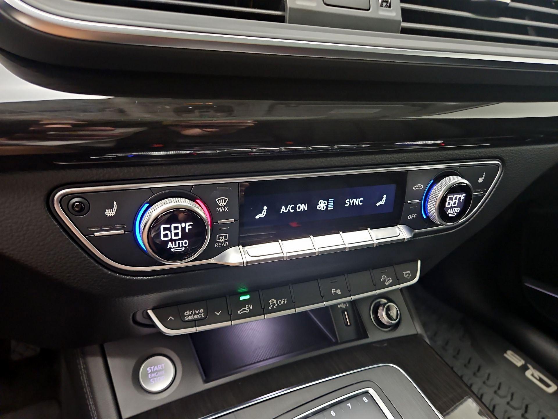 Thumbnail: 2020 Audi Q5 - 17