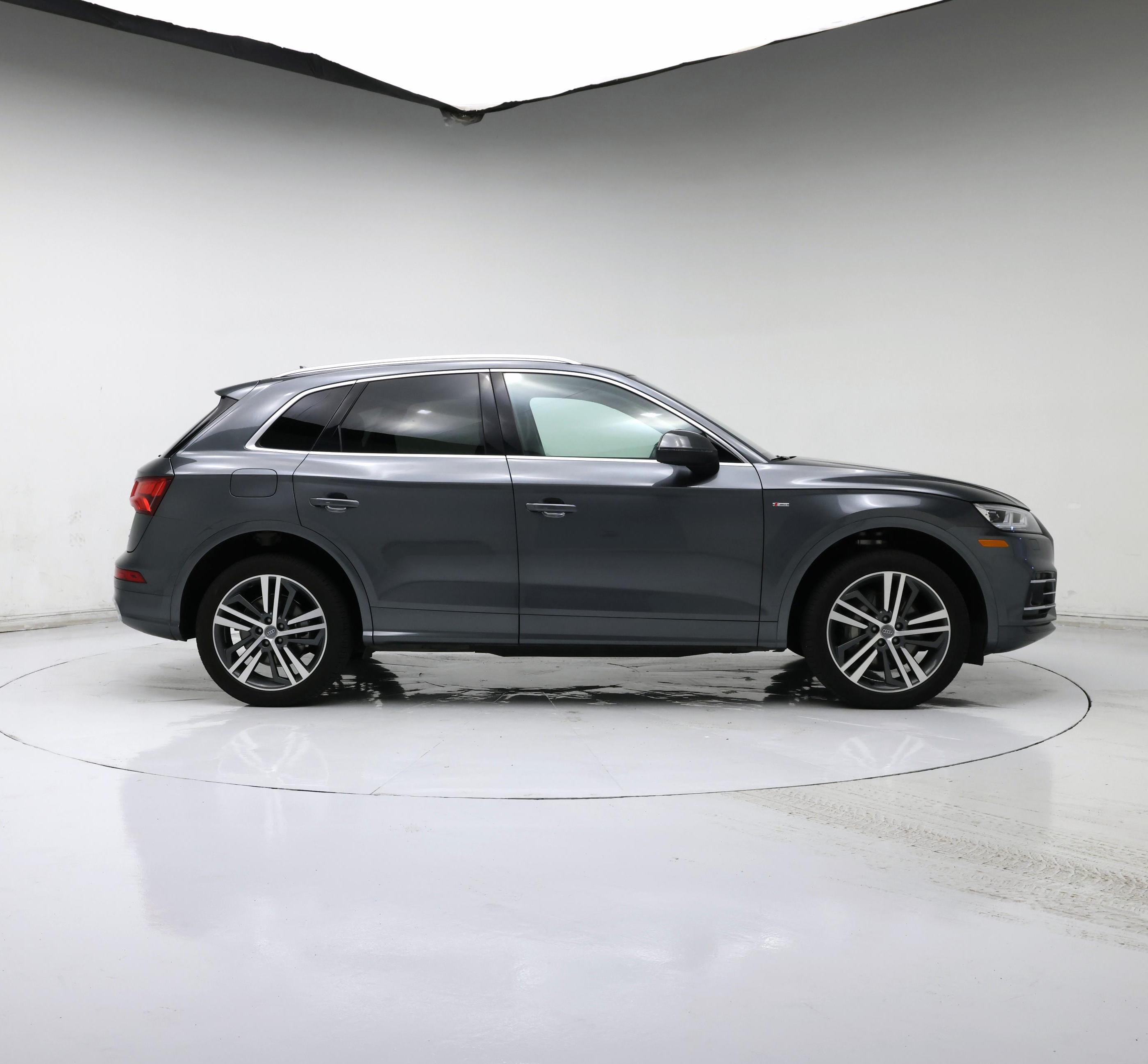 Thumbnail: 2020 Audi Q5 - 7