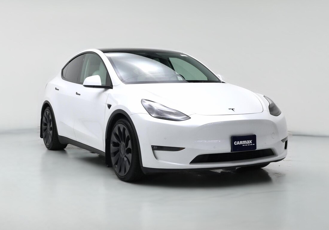 2021 Tesla Model Y Performance All-Wheel Drive in White — CarMax photo