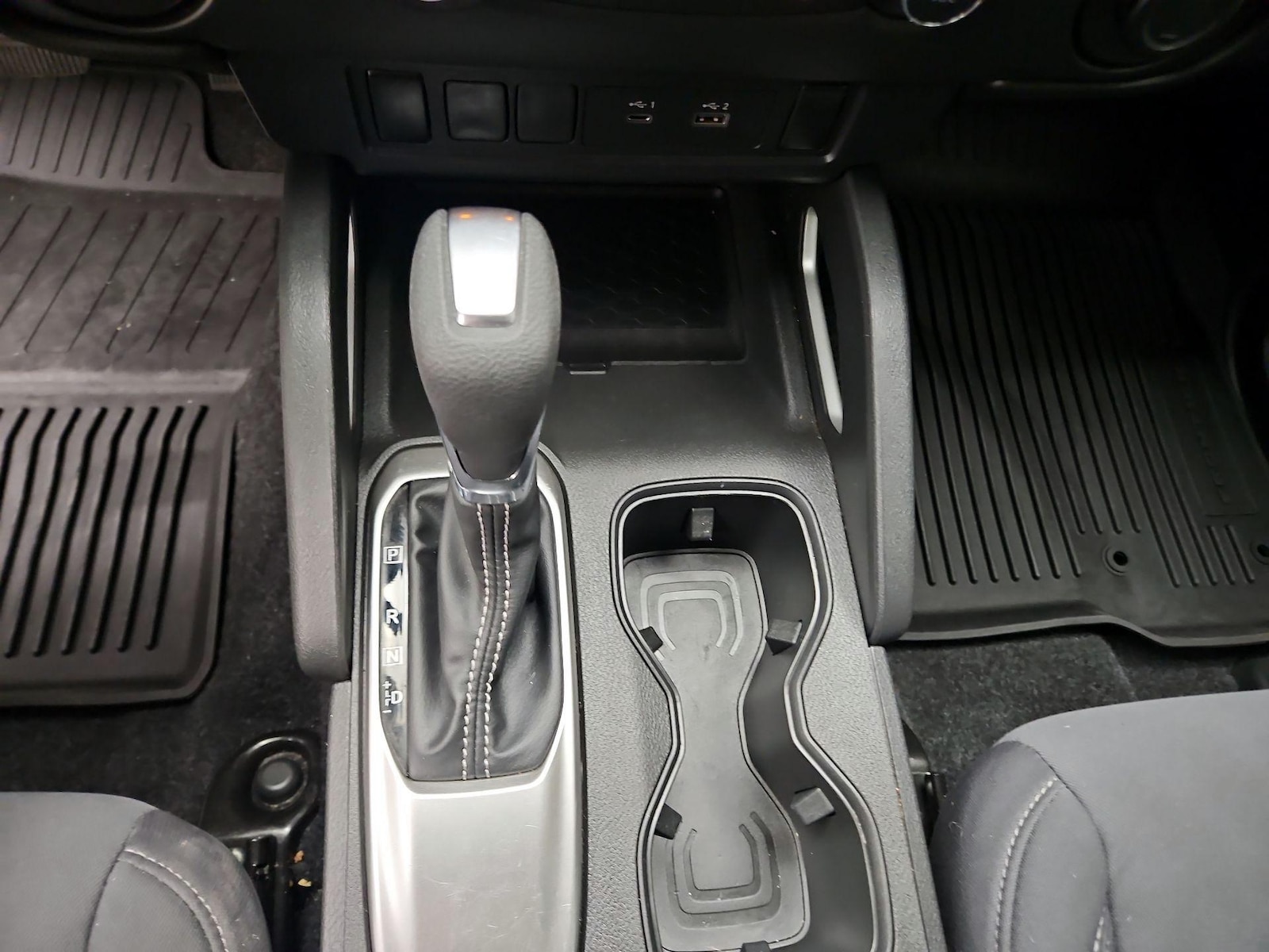 2024 Nissan Frontier SV - Photo 18