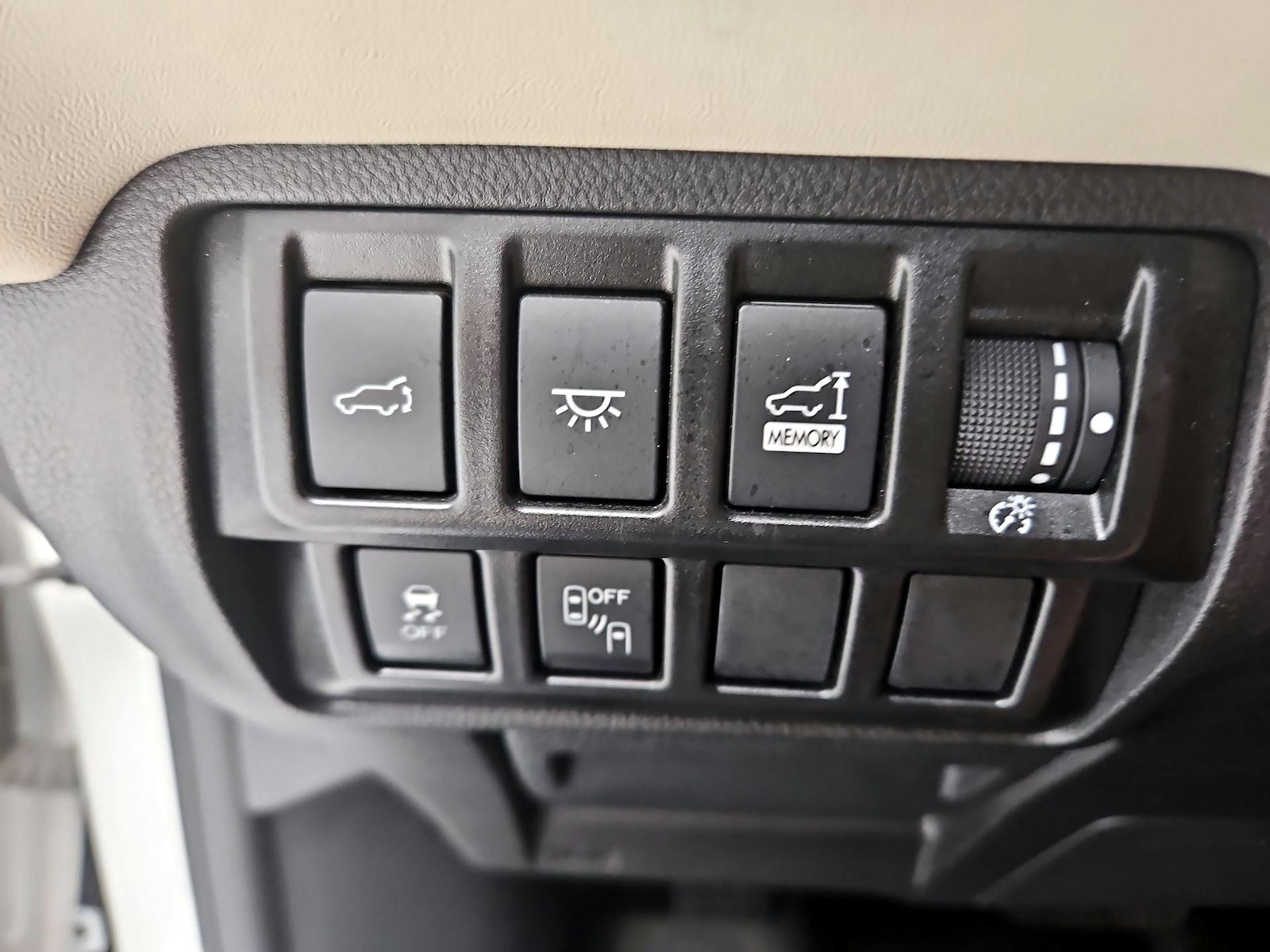 2022 Subaru Ascent Limited - Photo 14