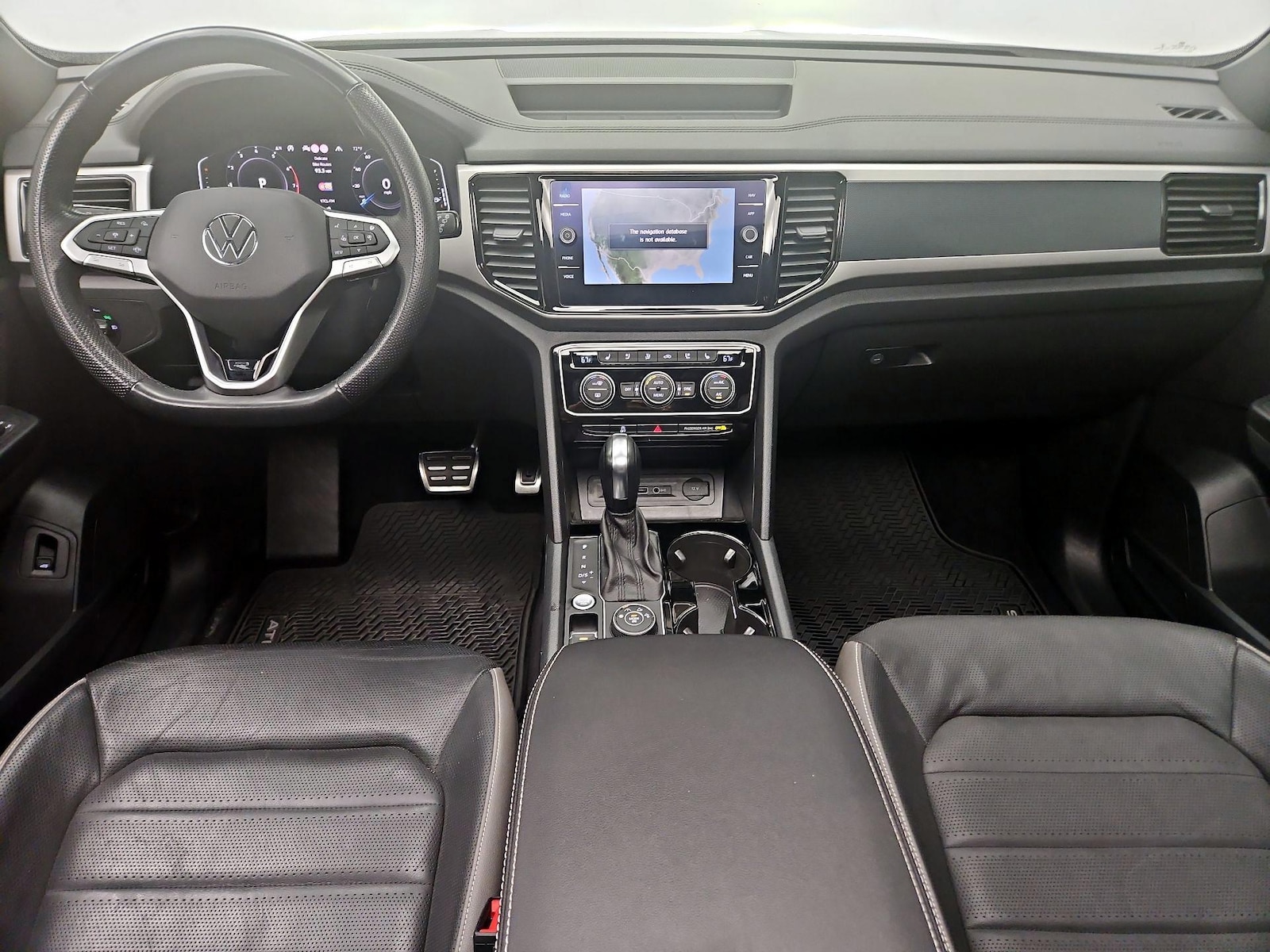 2020 Volkswagen Atlas Cross Sport SEL Premium R-Line - Photo 10