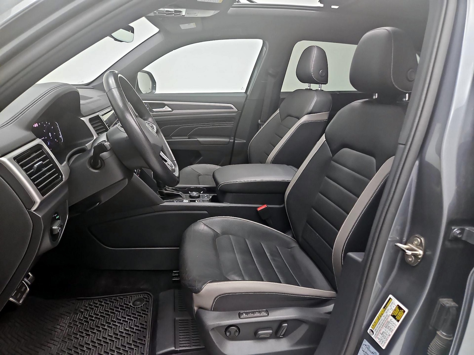 2020 Volkswagen Atlas Cross Sport SEL Premium R-Line - Photo 12