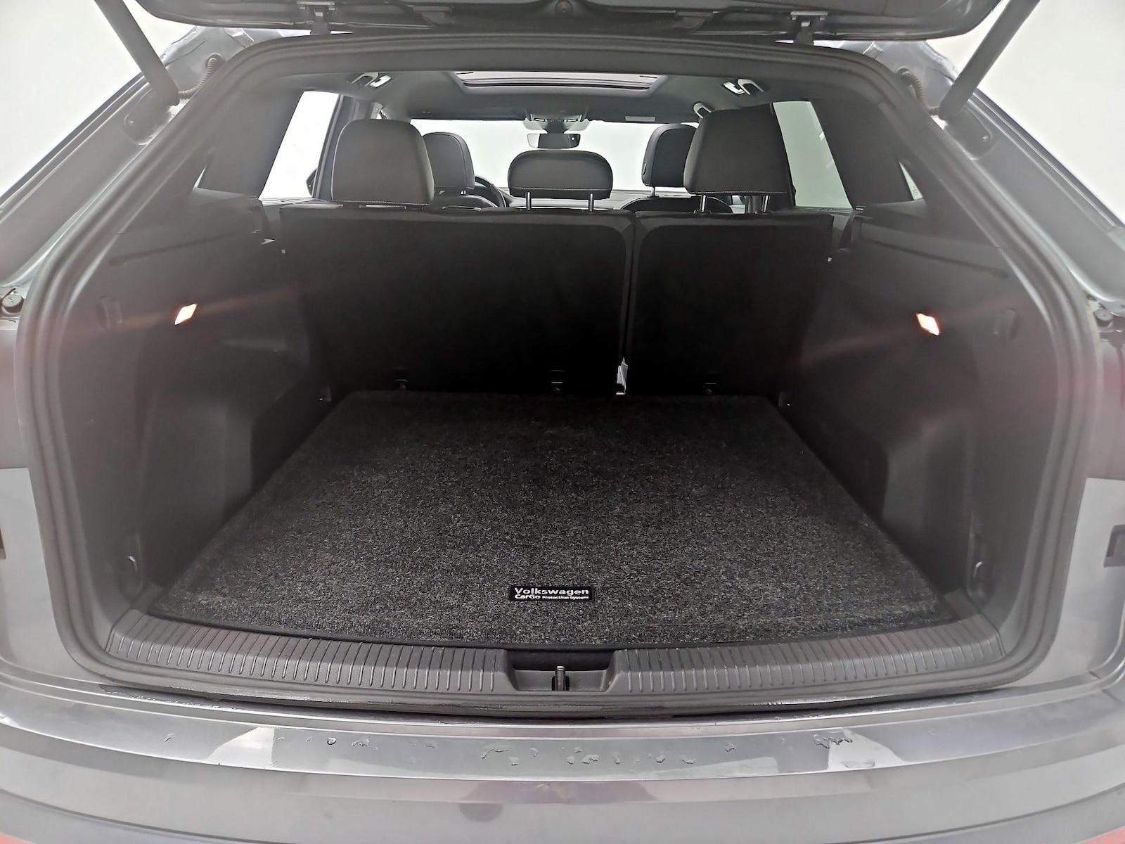 2020 Volkswagen Atlas Cross Sport SEL Premium R-Line - Photo 22