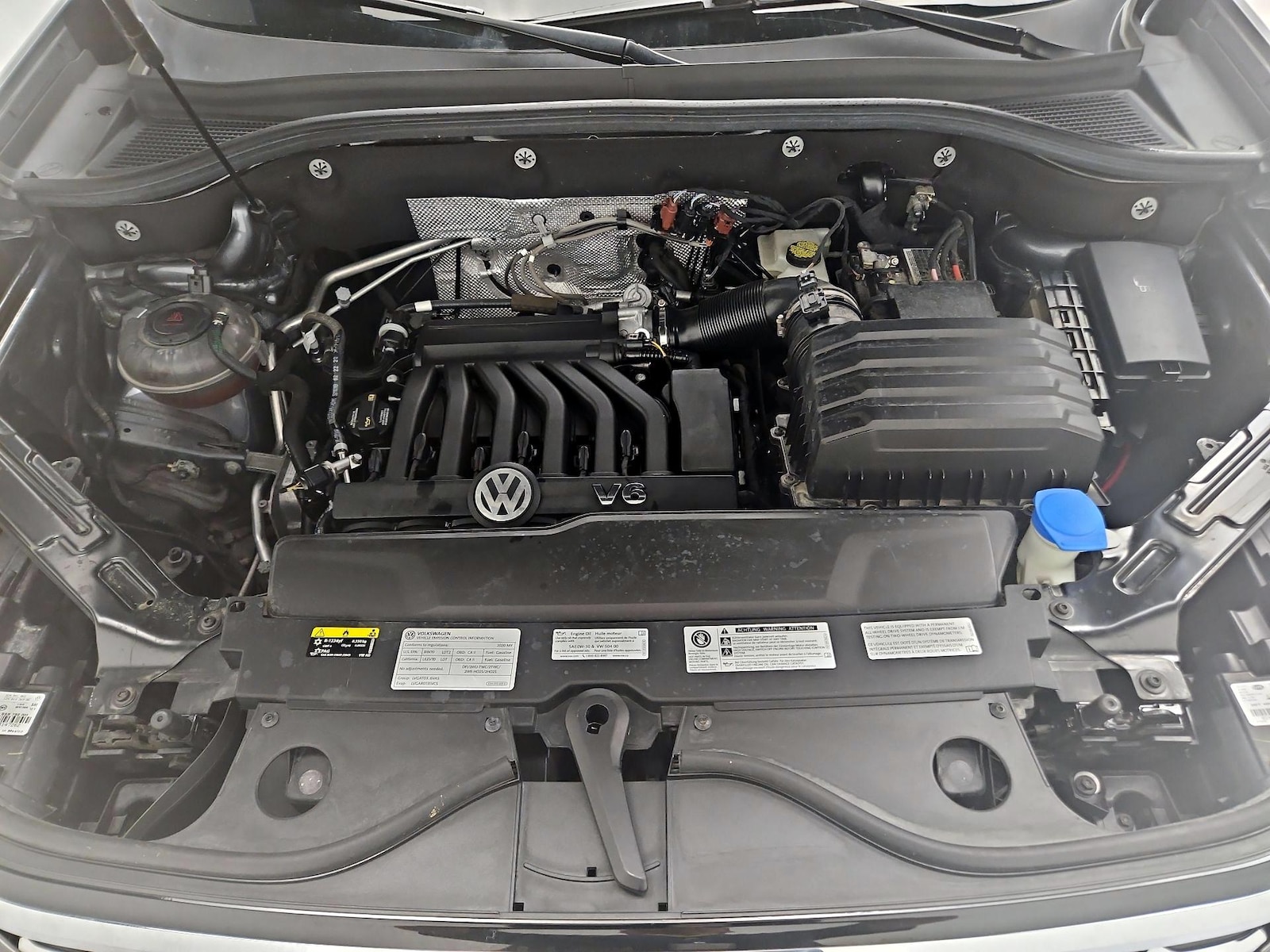 2020 Volkswagen Atlas Cross Sport SEL Premium R-Line - Photo 24