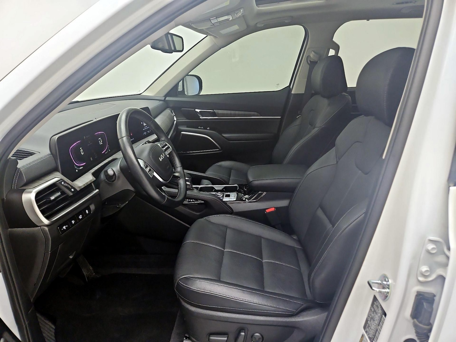 2024 Kia Telluride EX - Photo 12
