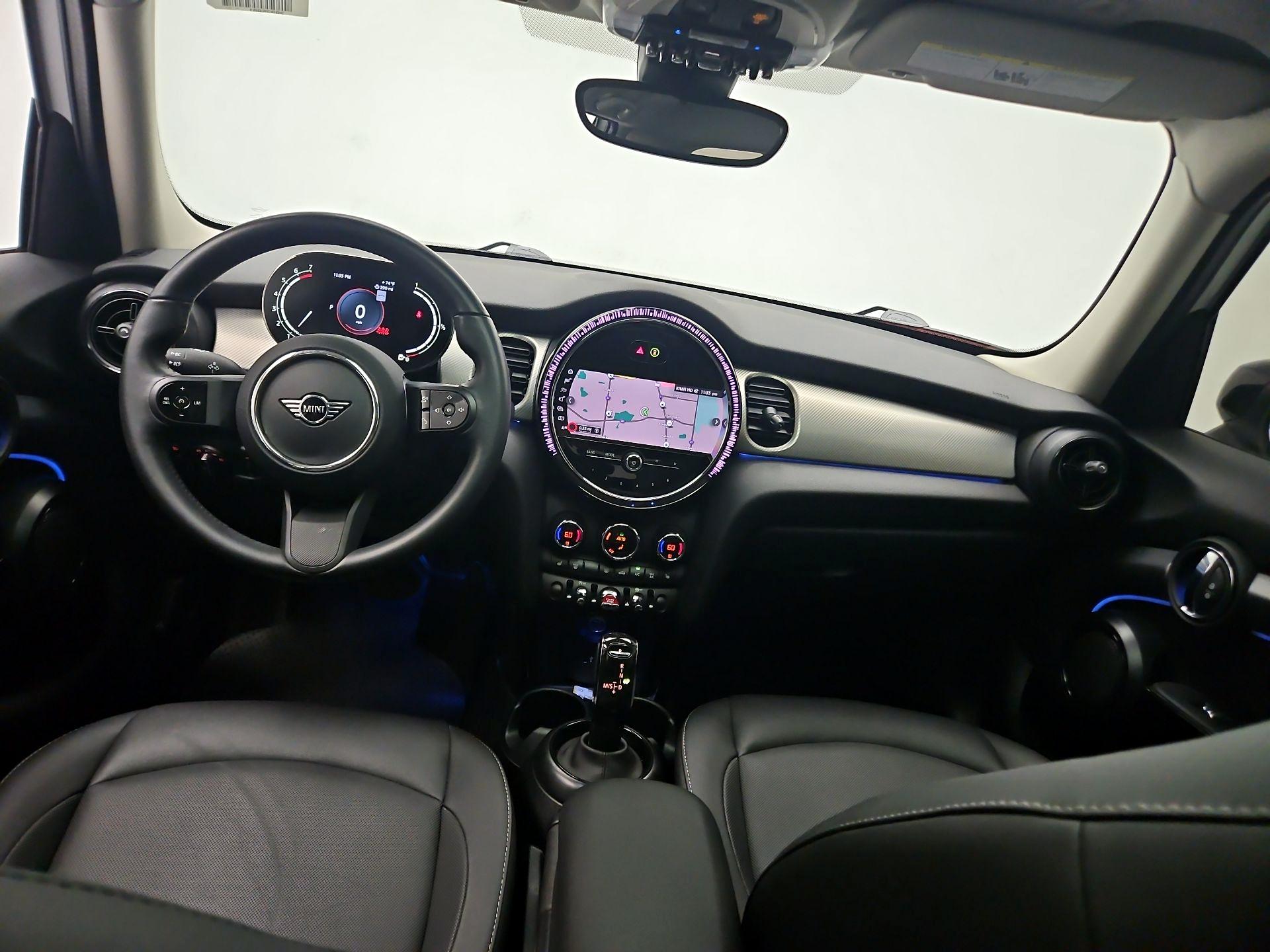 Thumbnail: 2024 MINI Cooper Hardtop - 9