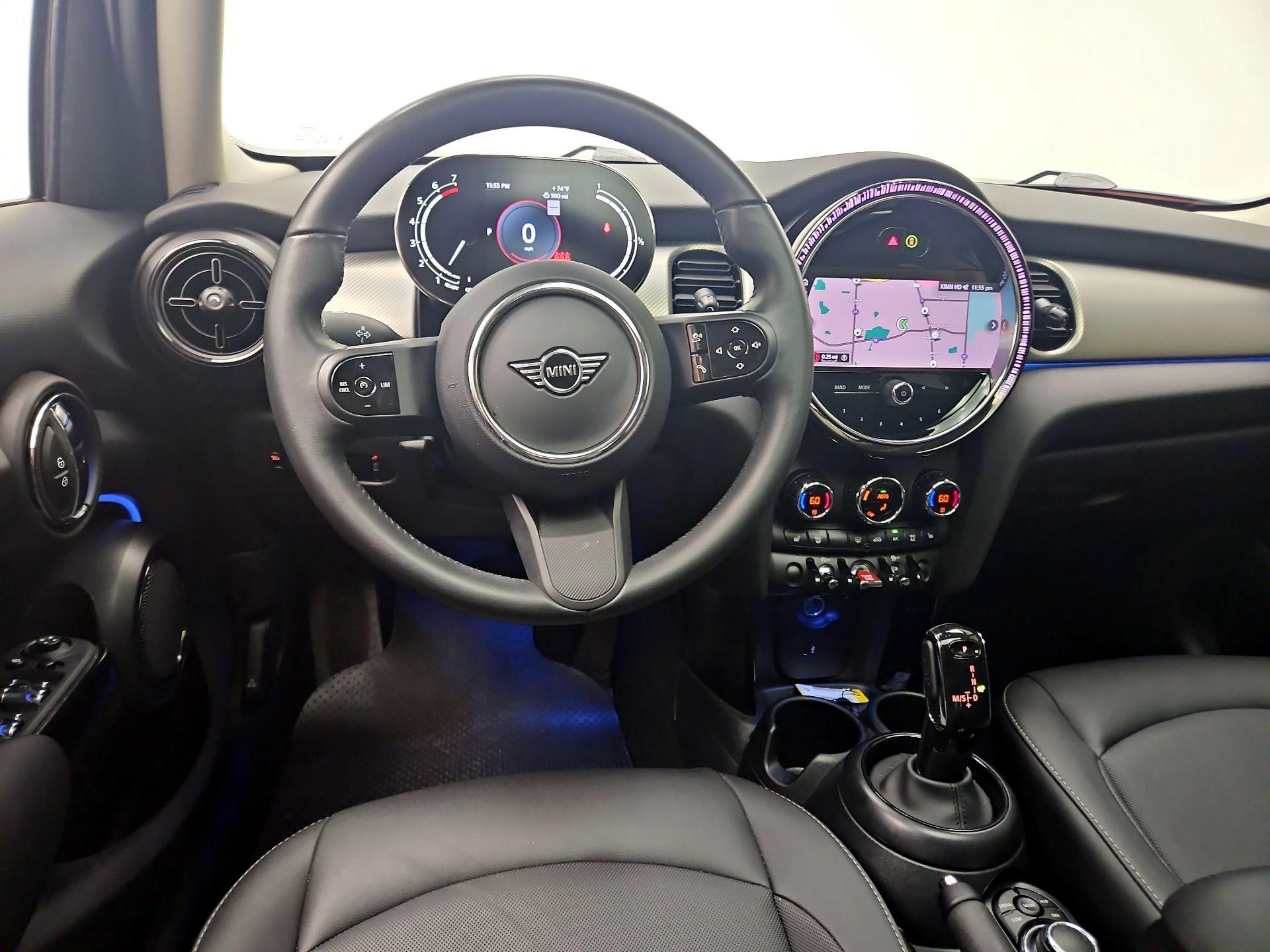 Thumbnail: 2024 MINI Cooper Hardtop - 10