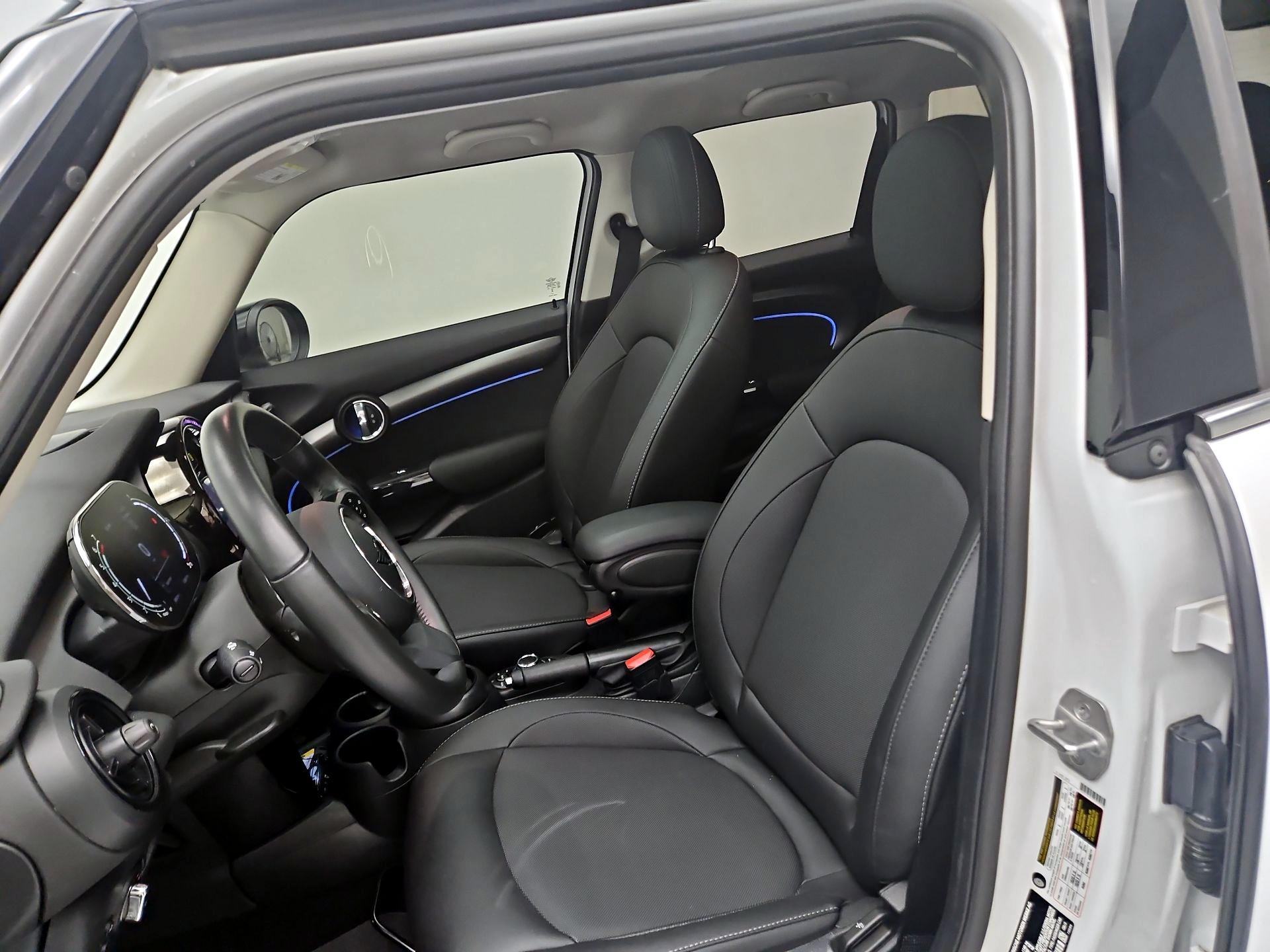 Thumbnail: 2024 MINI Cooper Hardtop - 11