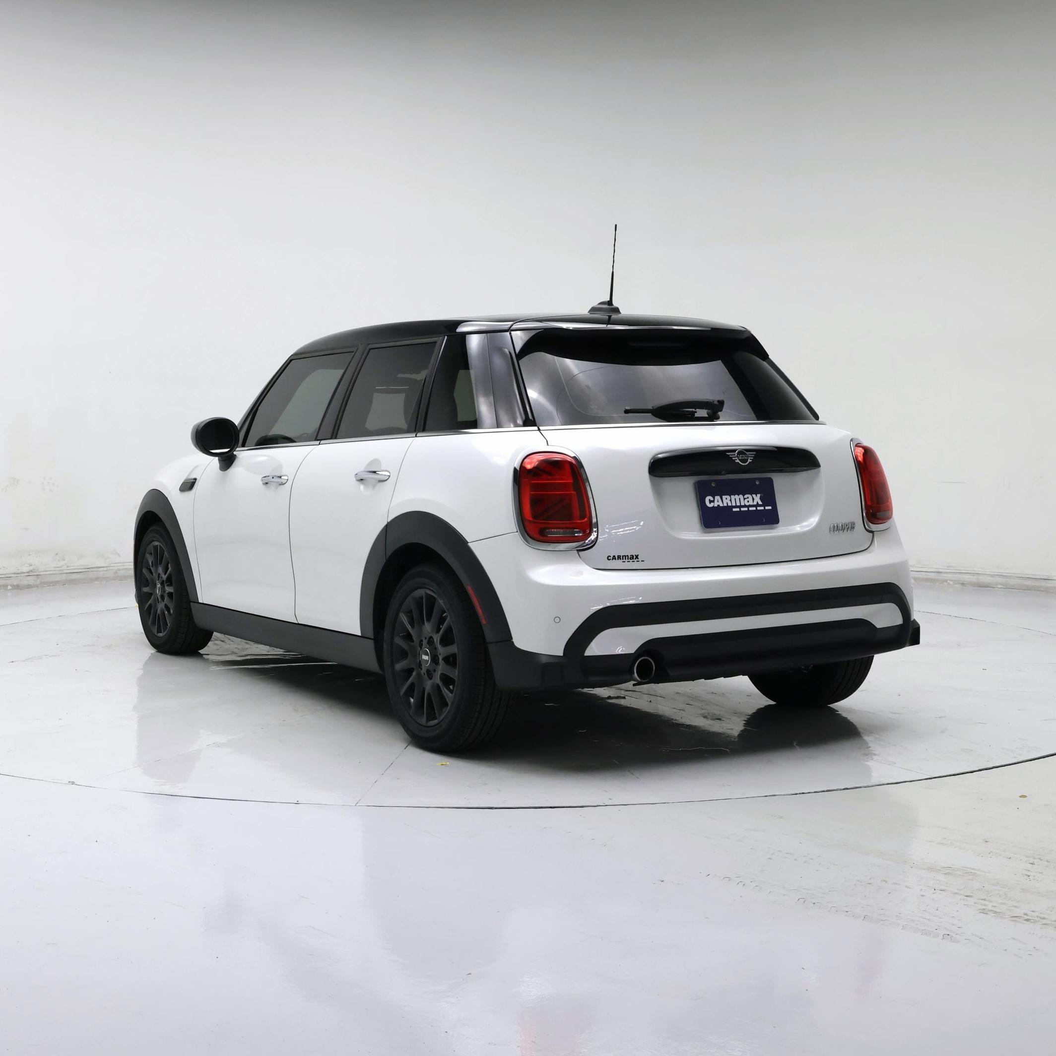 Thumbnail: 2024 MINI Cooper Hardtop - 2
