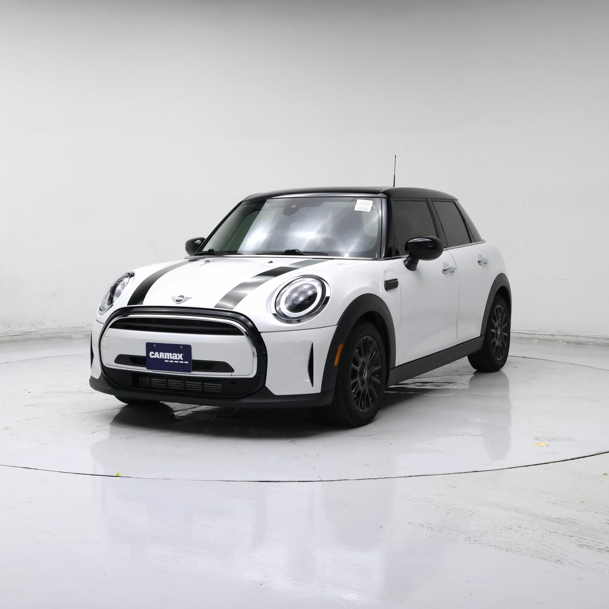 Thumbnail: 2024 MINI Cooper Hardtop - 4