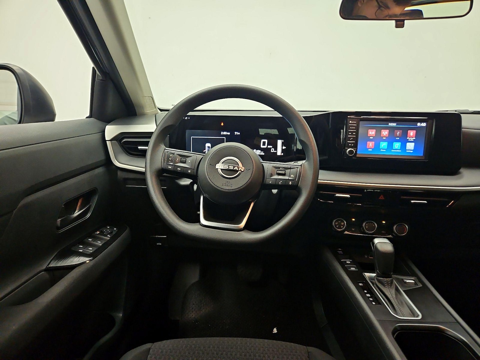 2025 Nissan Kicks S AWD - Photo 11